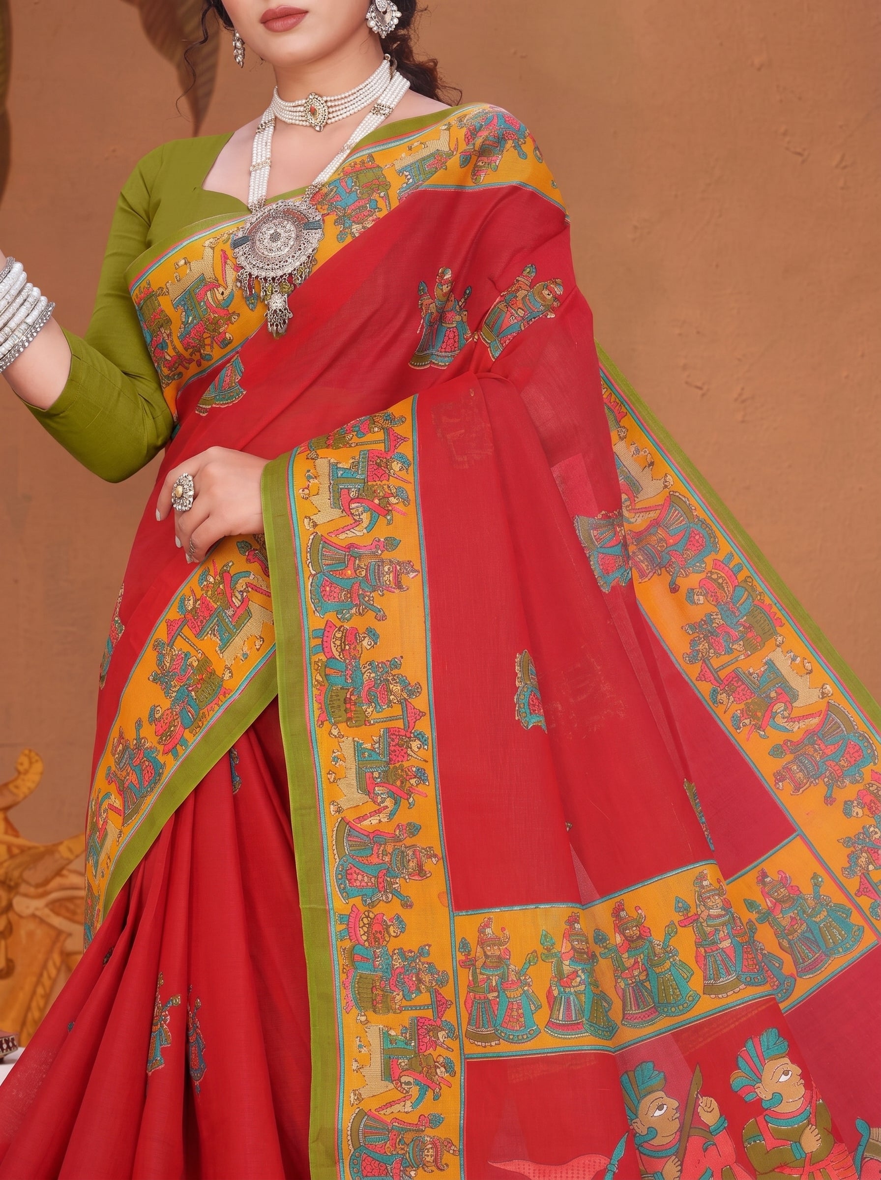 Shared pallu close-up