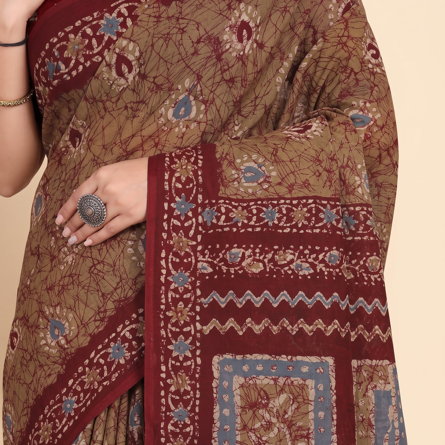 Pallu close-up [sku:KN-67522]