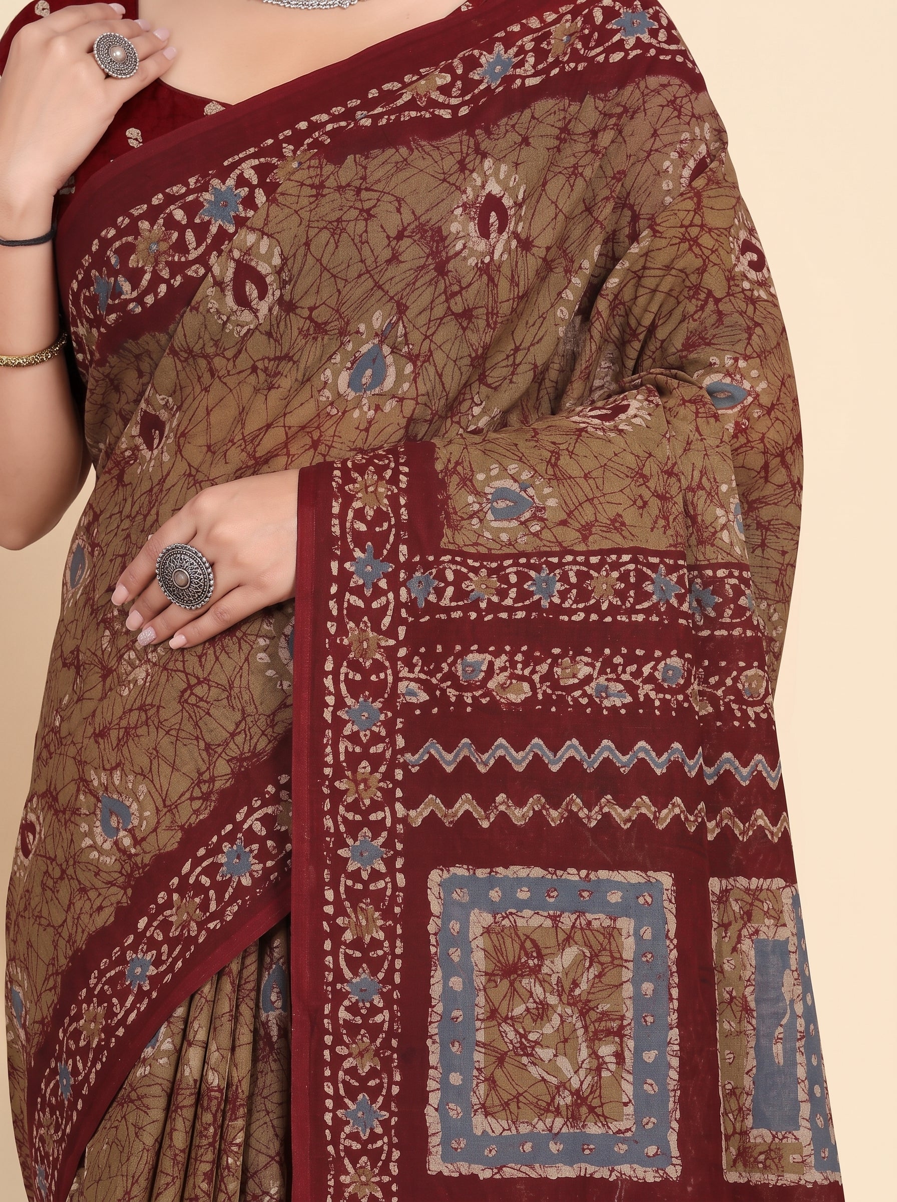 Pallu close-up [sku:KN-67522]