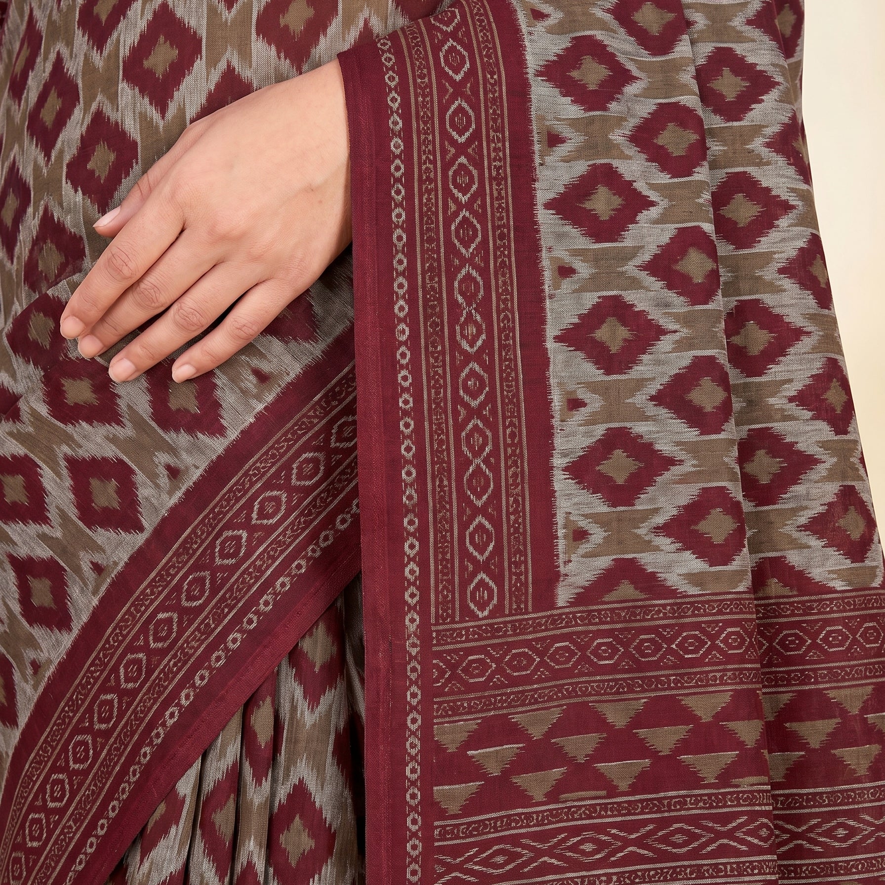 Pallu close-up [sku:KN-67240]