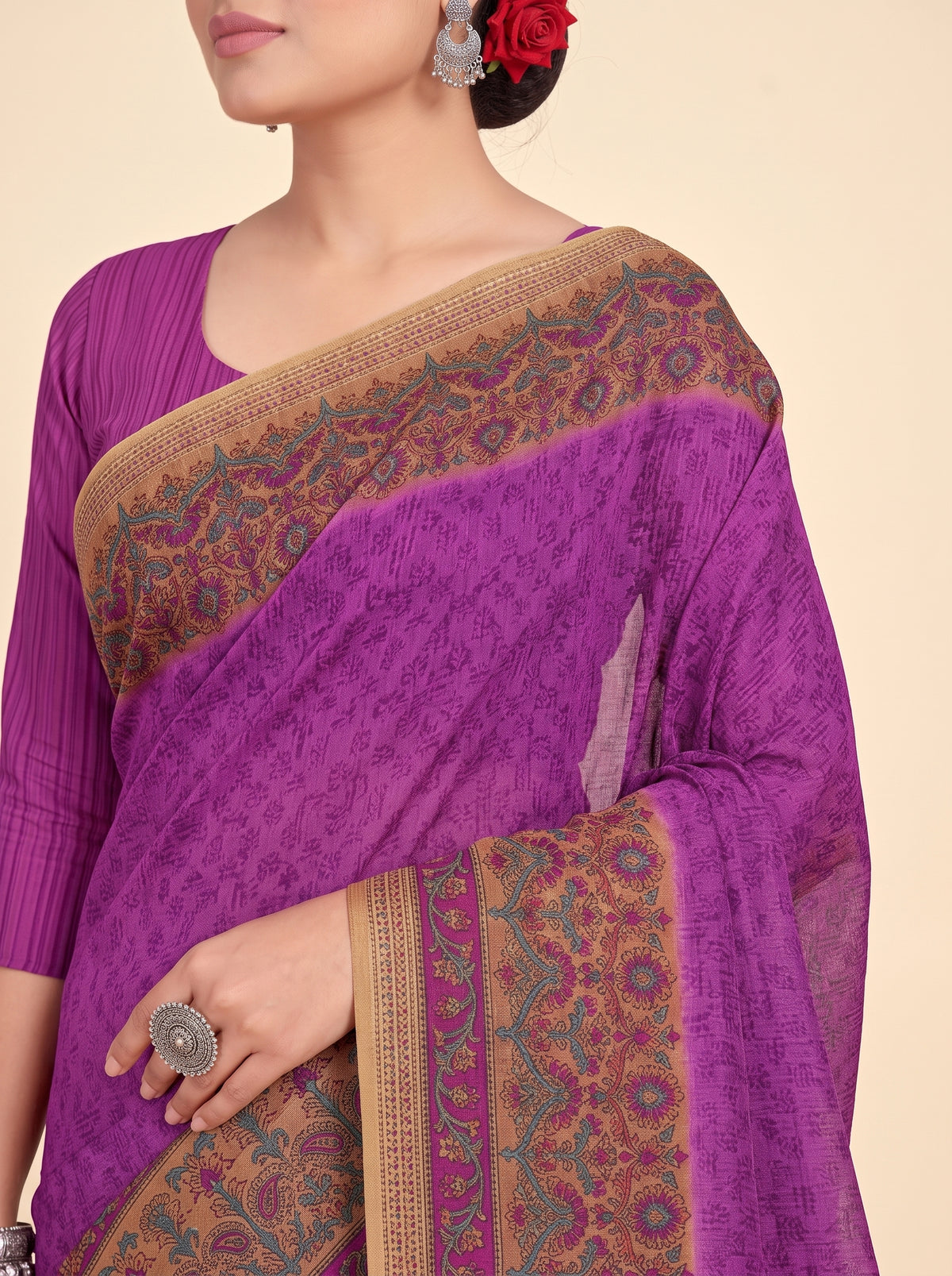 Shared pallu close-up [sku:KN-69179]