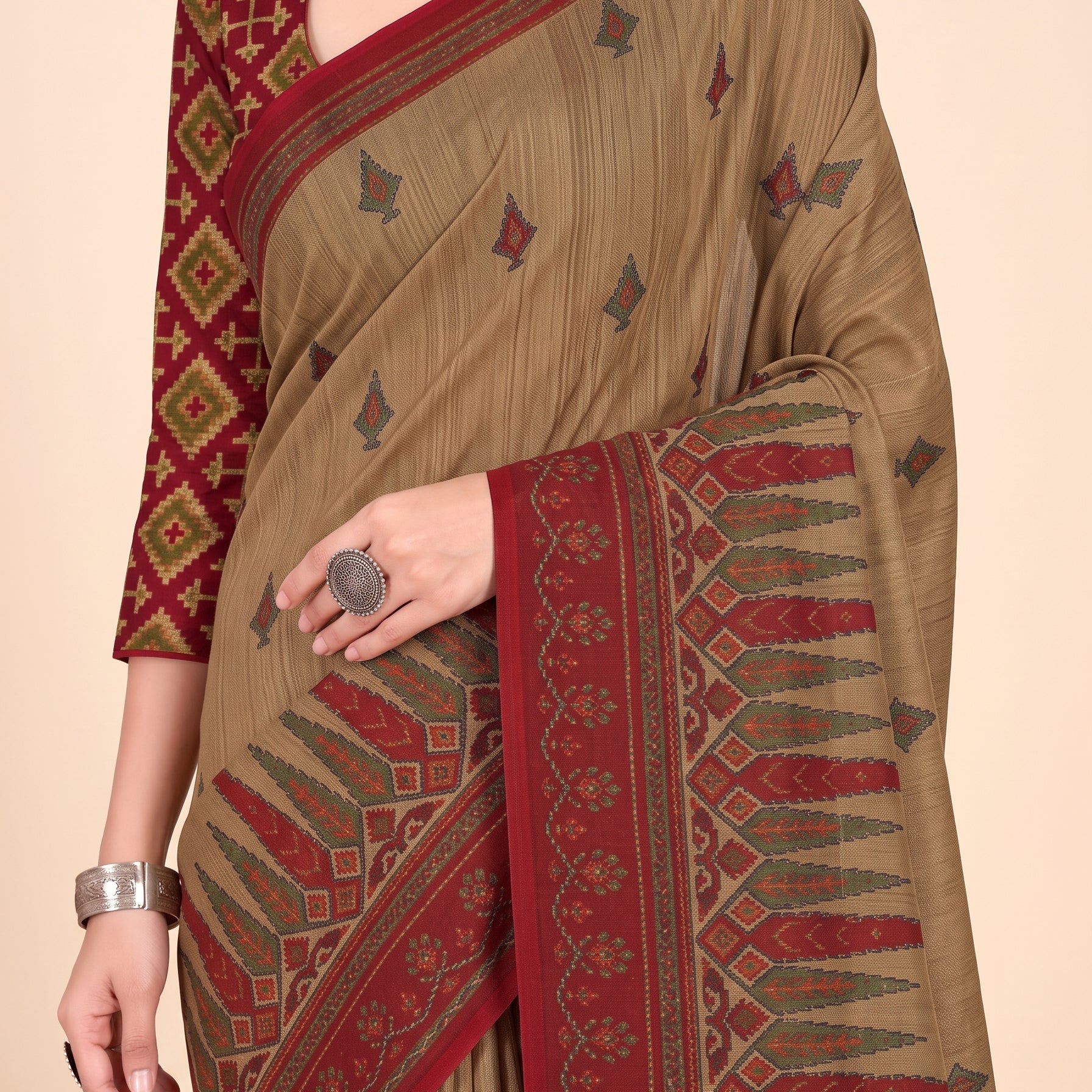 Pallu close-up [sku:KN-67474]