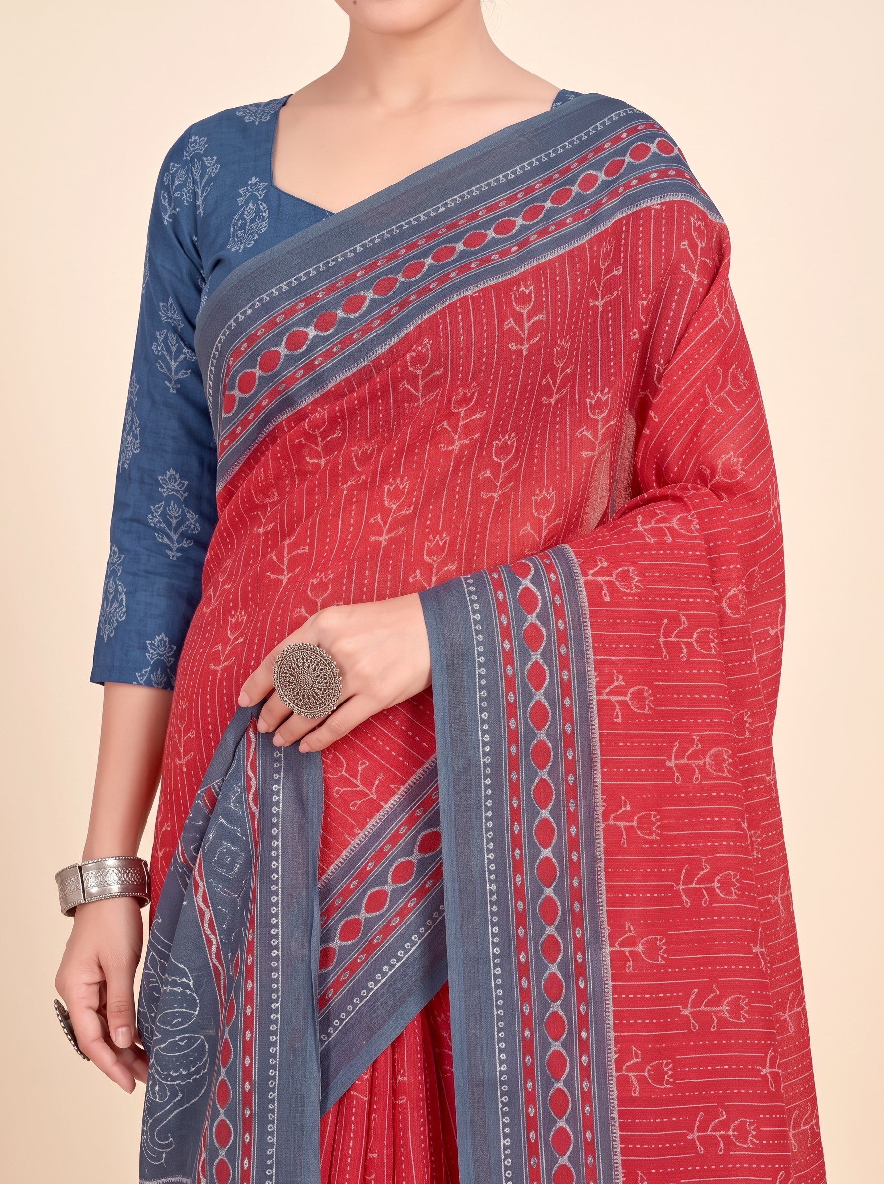 Shared pallu close-up [sku:KN-67473]