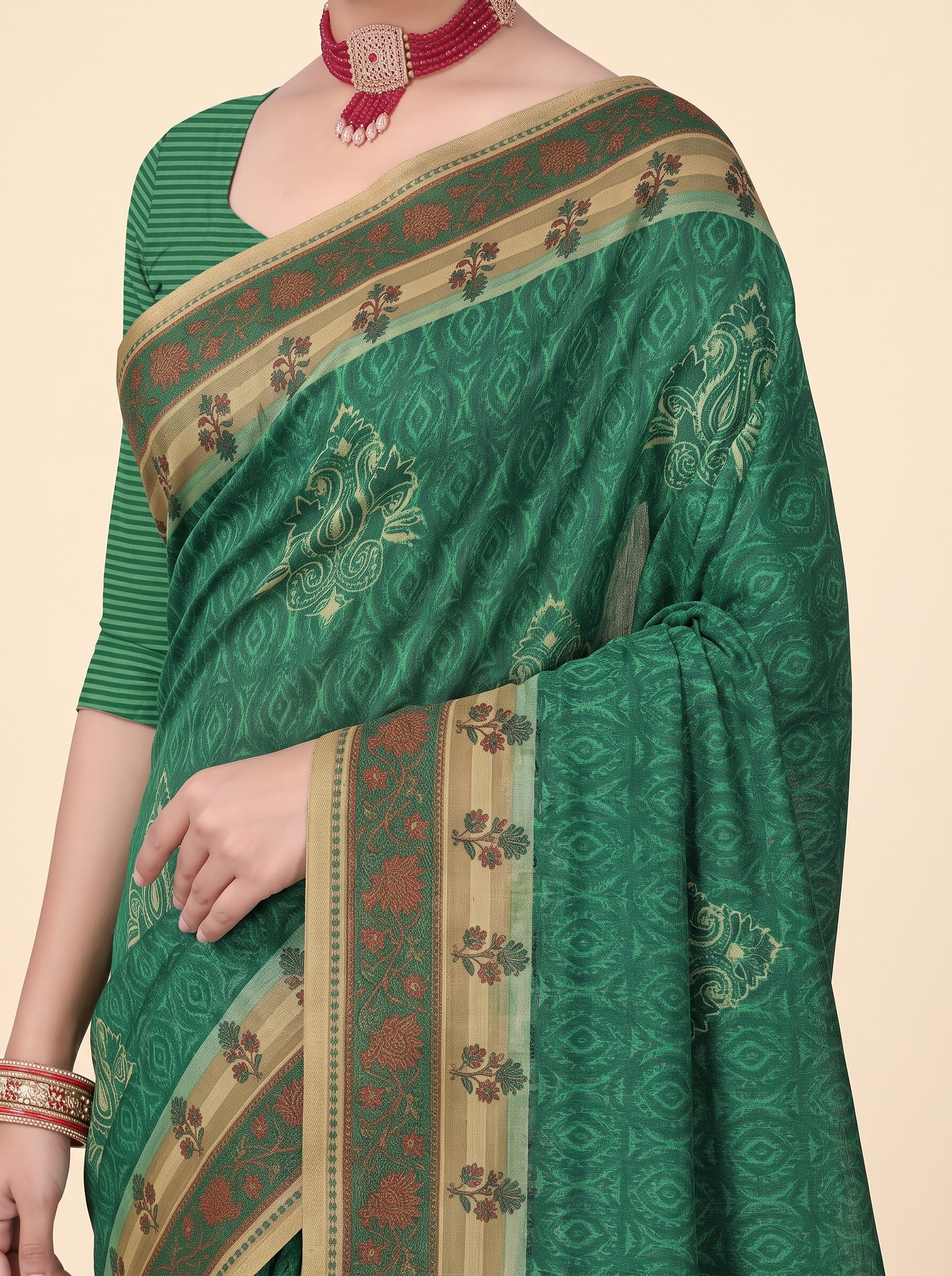 Shared pallu close-up [sku:KN-8048]