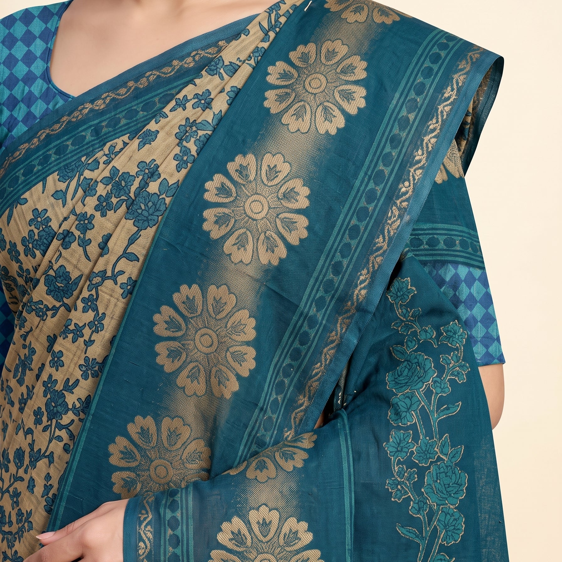 Shared pallu close-up [sku:KN-57985]