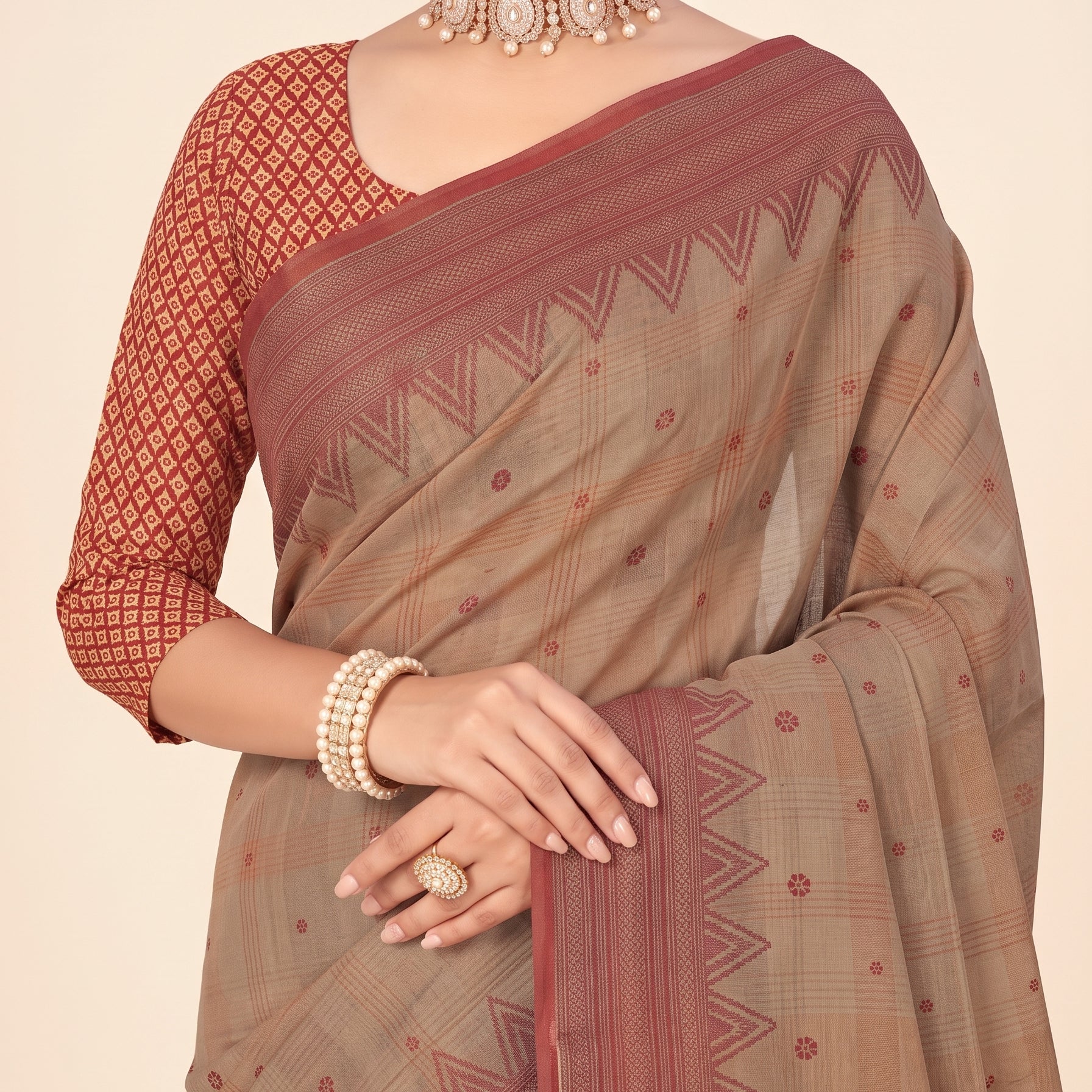 Shared pallu close-up [sku:KN-69133]