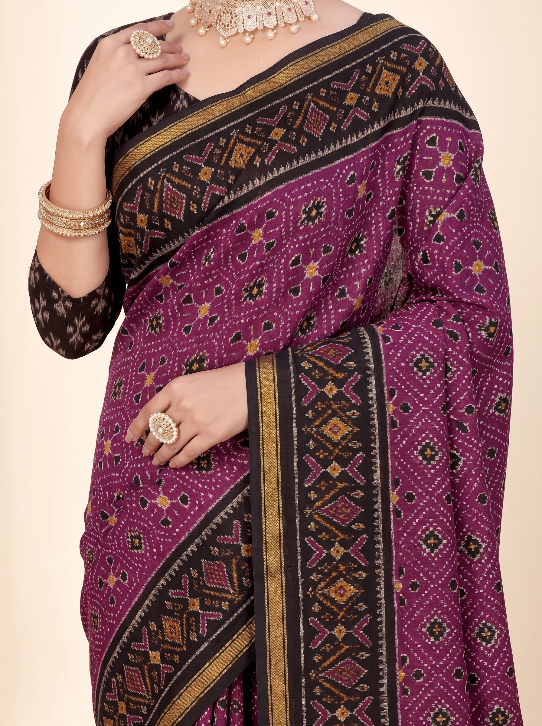 Pallu close-up [sku:KN-53185]