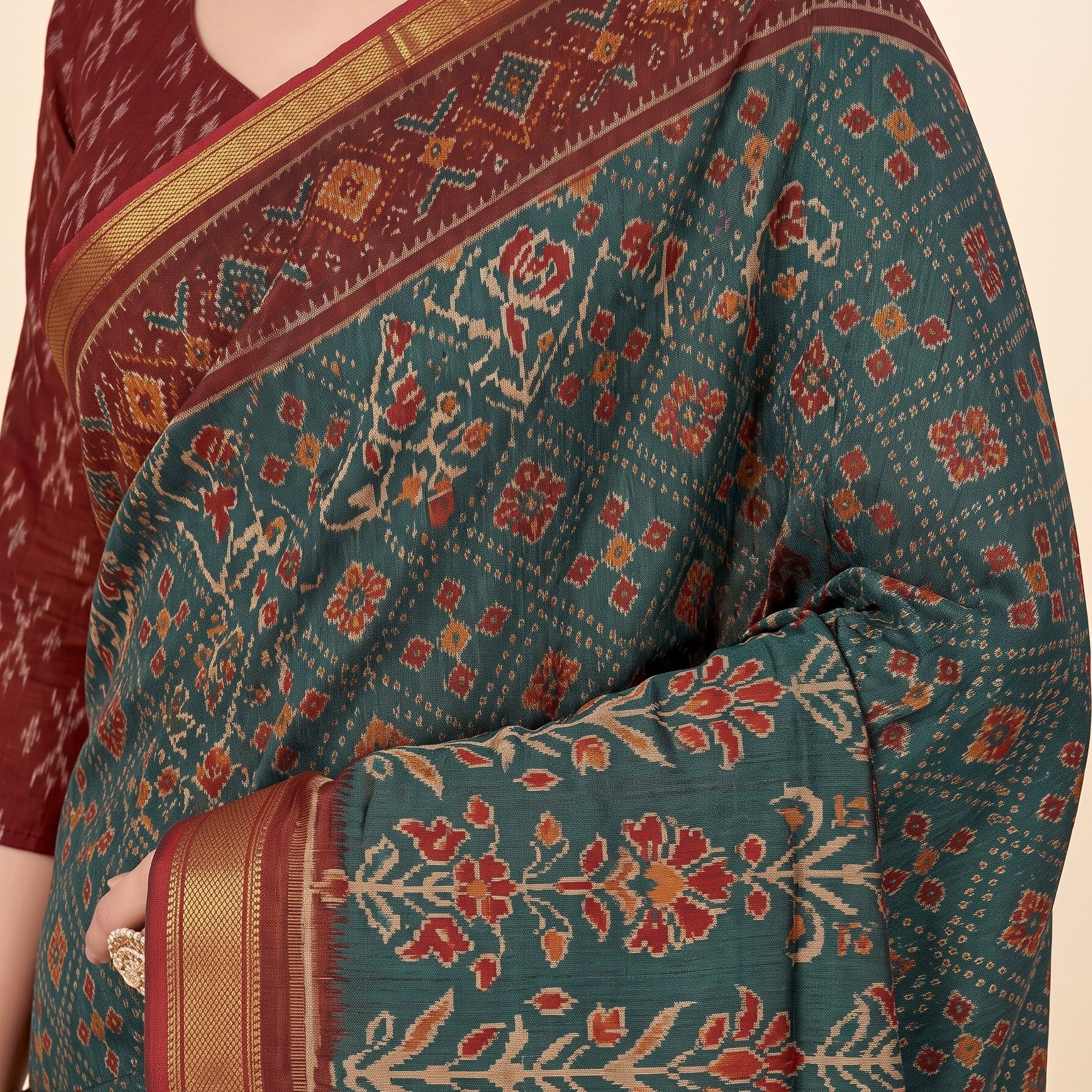 Pallu close-up [sku:KN-53188]