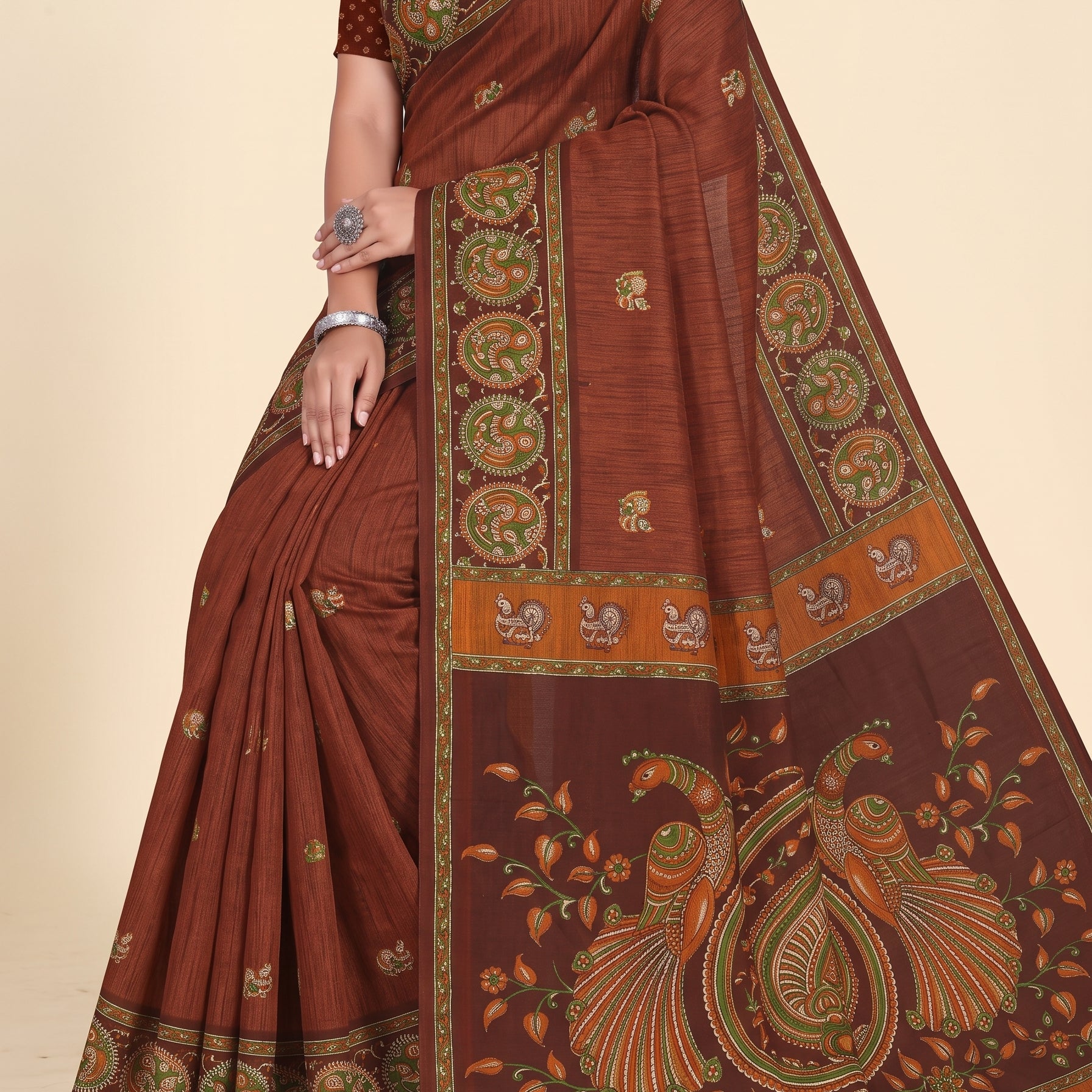 Shared pallu close-up [sku:KN-68111]