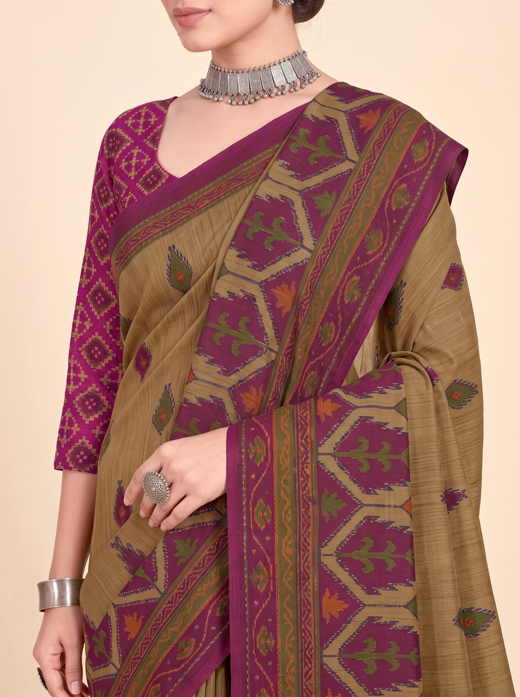 Pallu close-up [sku:KN-67477]