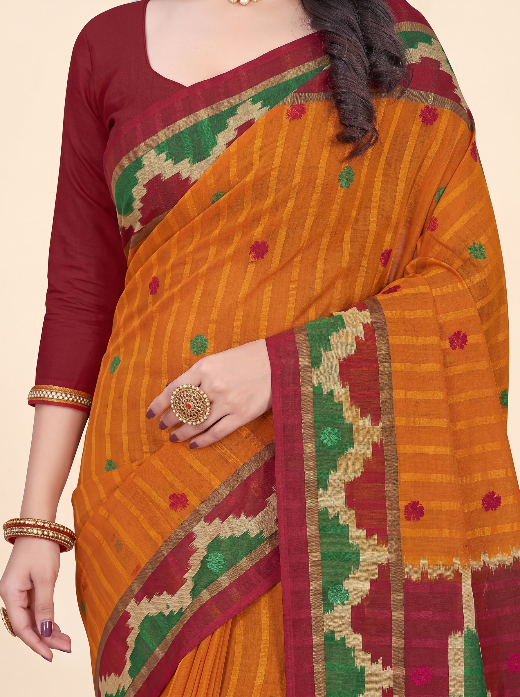 Shared pallu close-up [sku:BV-25039]