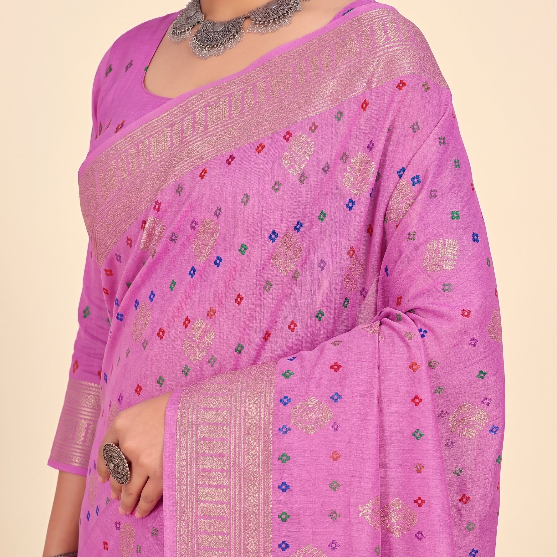 Pallu close-up [sku:KN-65653]
