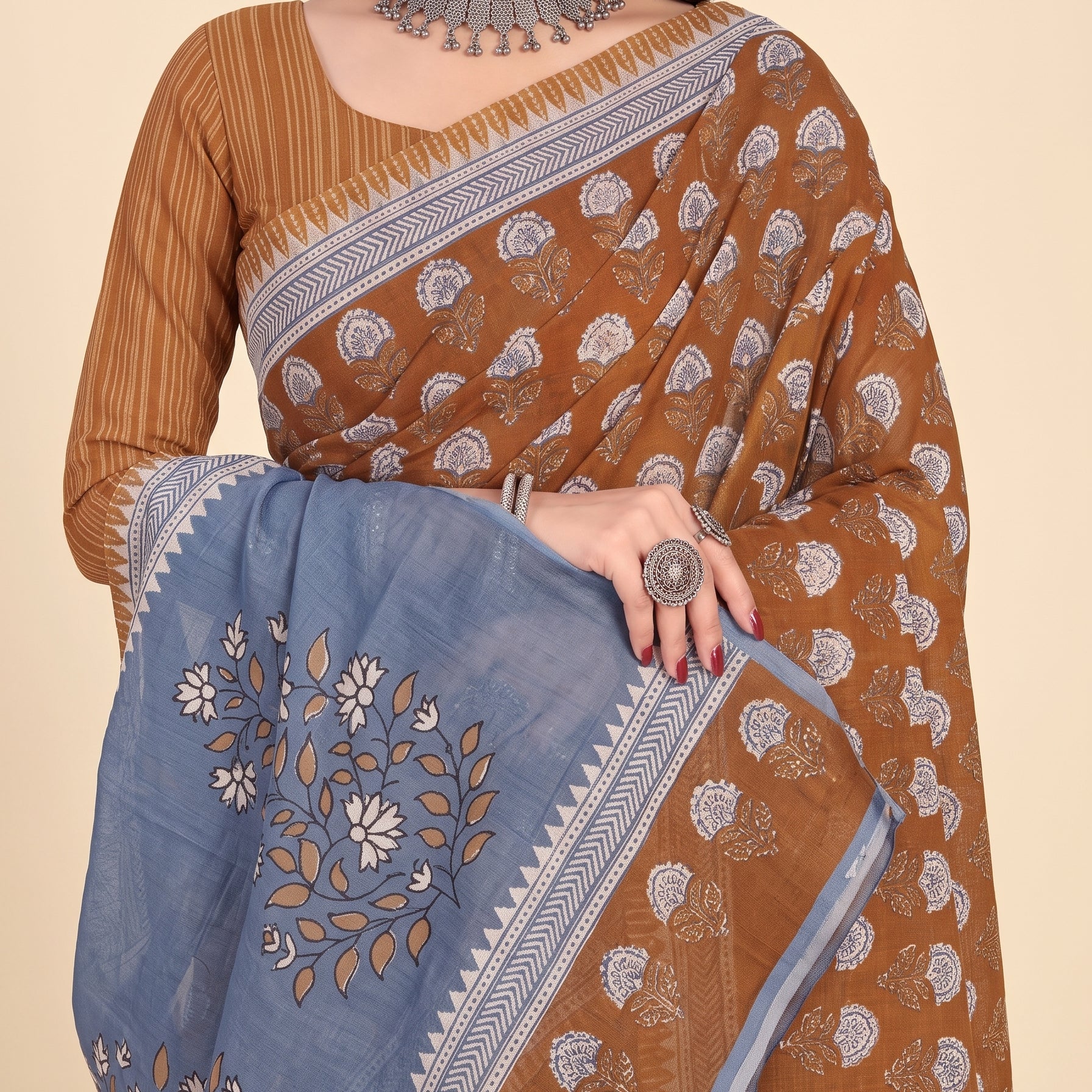 Shared pallu close-up [sku:KN-66489]