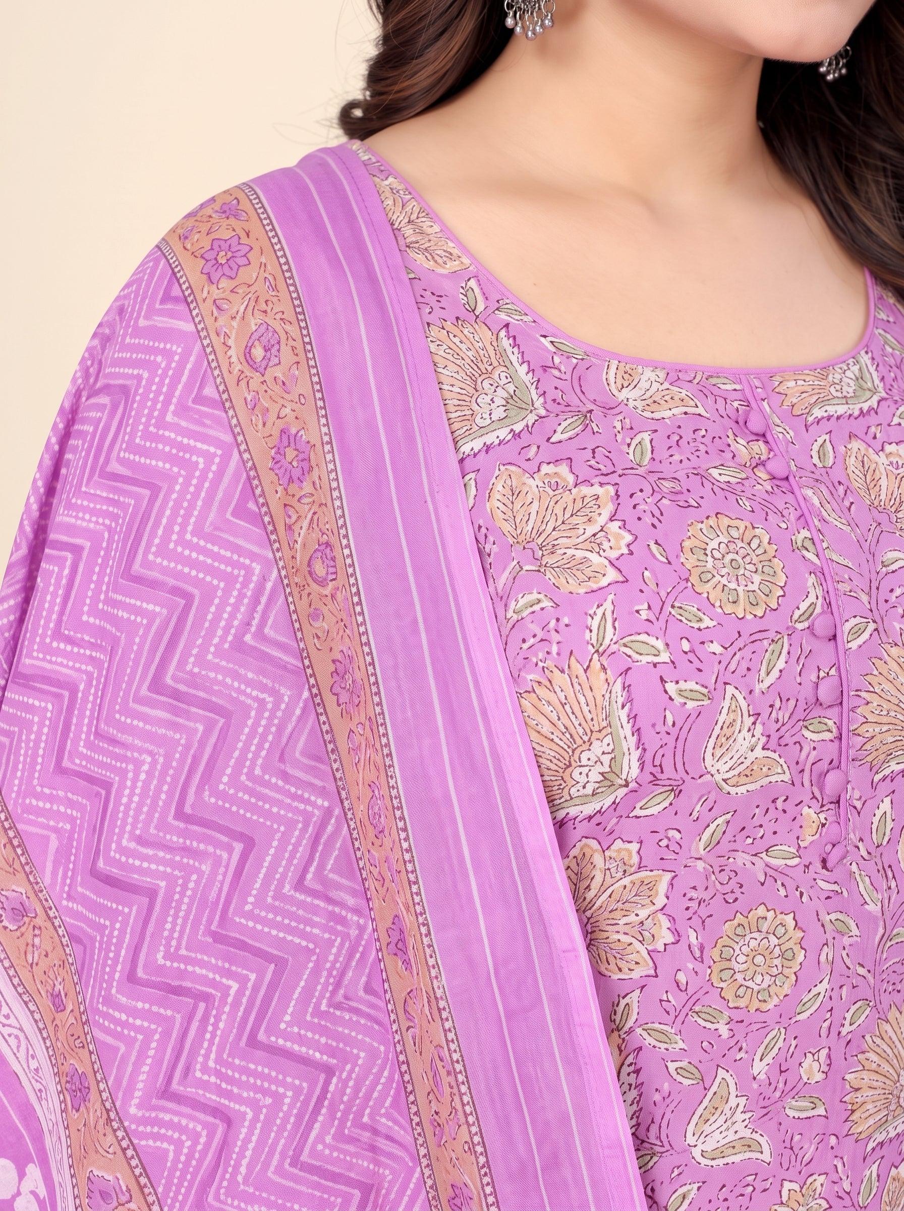 Pallu close-up [sku:KN-62673]