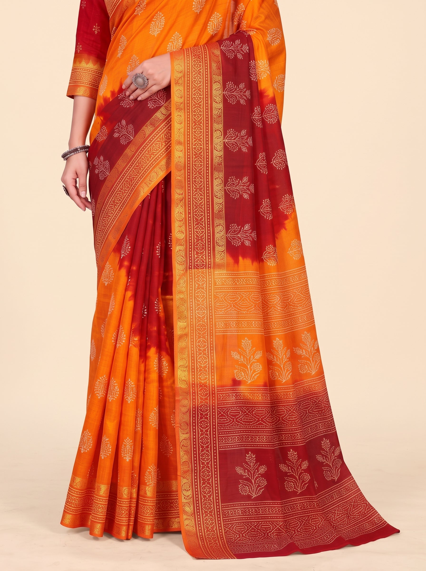 Shared pallu close-up [sku:KN-58715]