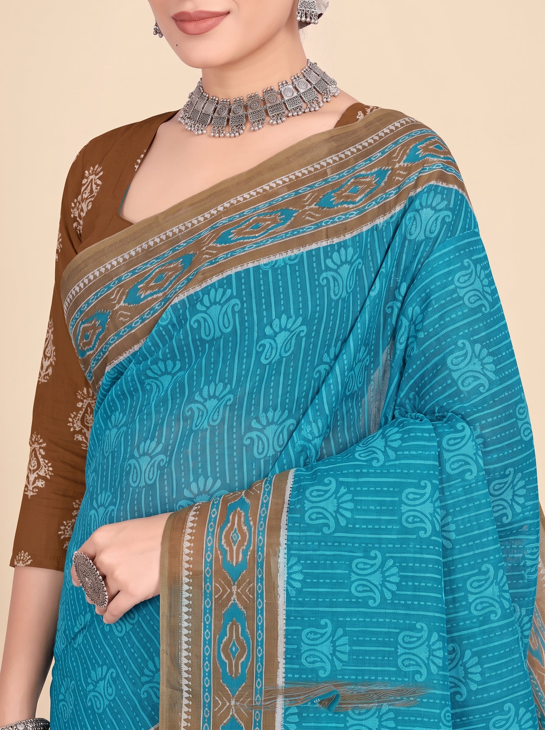 Shared pallu close-up [sku:KN-67467]