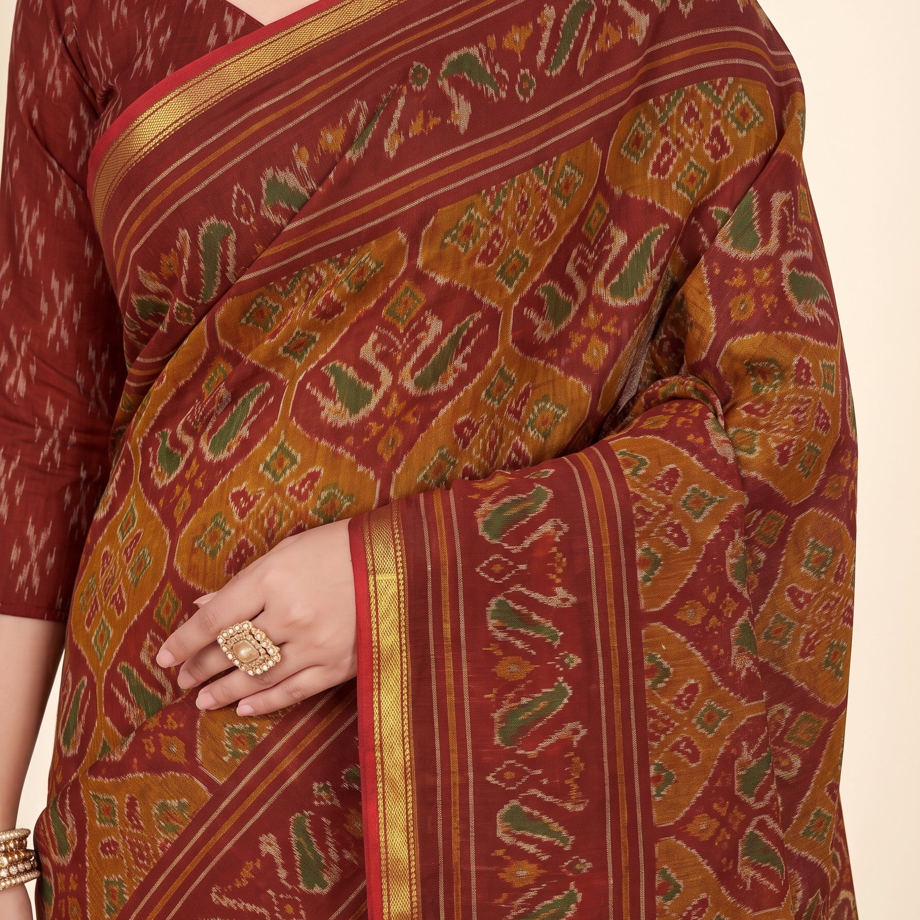 Shared pallu close-up [sku:KN-53190]