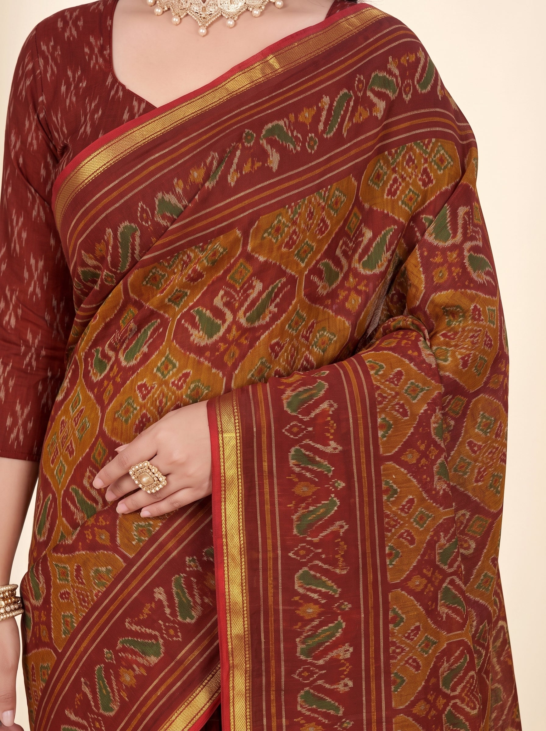 Shared pallu close-up [sku:KN-53190]