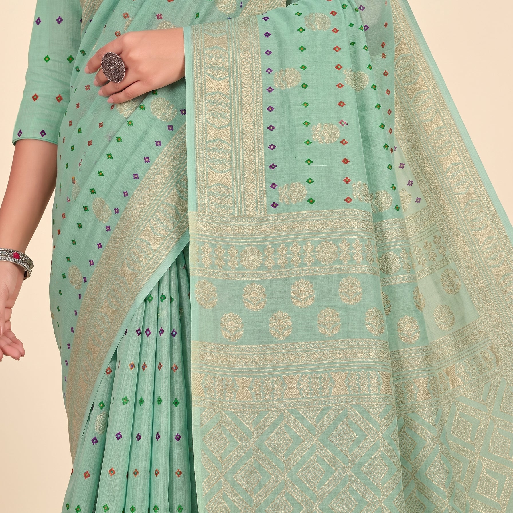 Pallu close-up [sku:KN-65652]