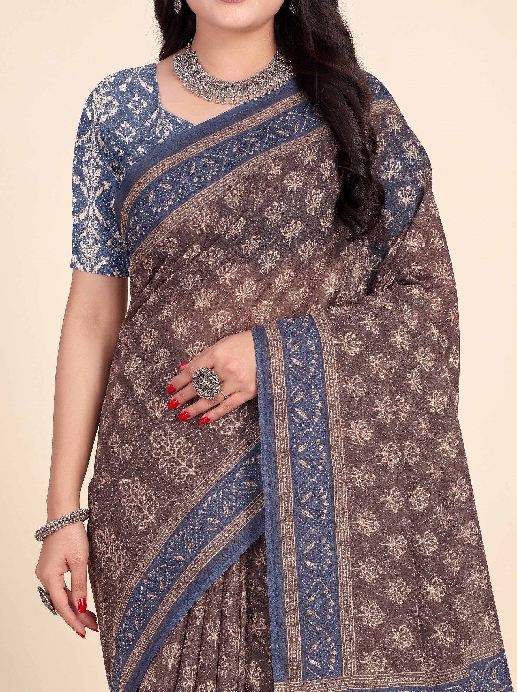 Shared pallu close-up [sku:KN-68887]