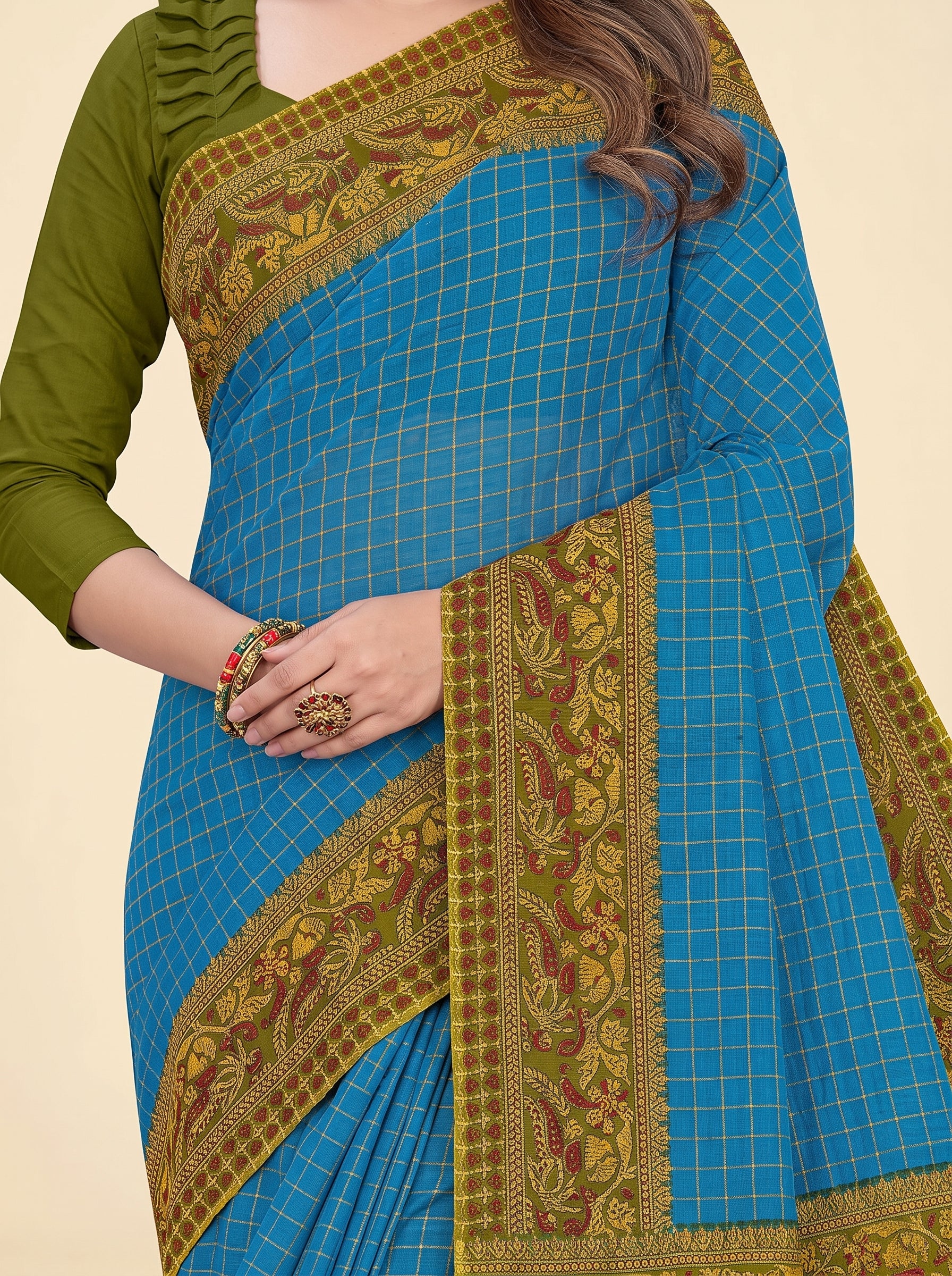 Shared pallu close-up [sku:BV-24796]