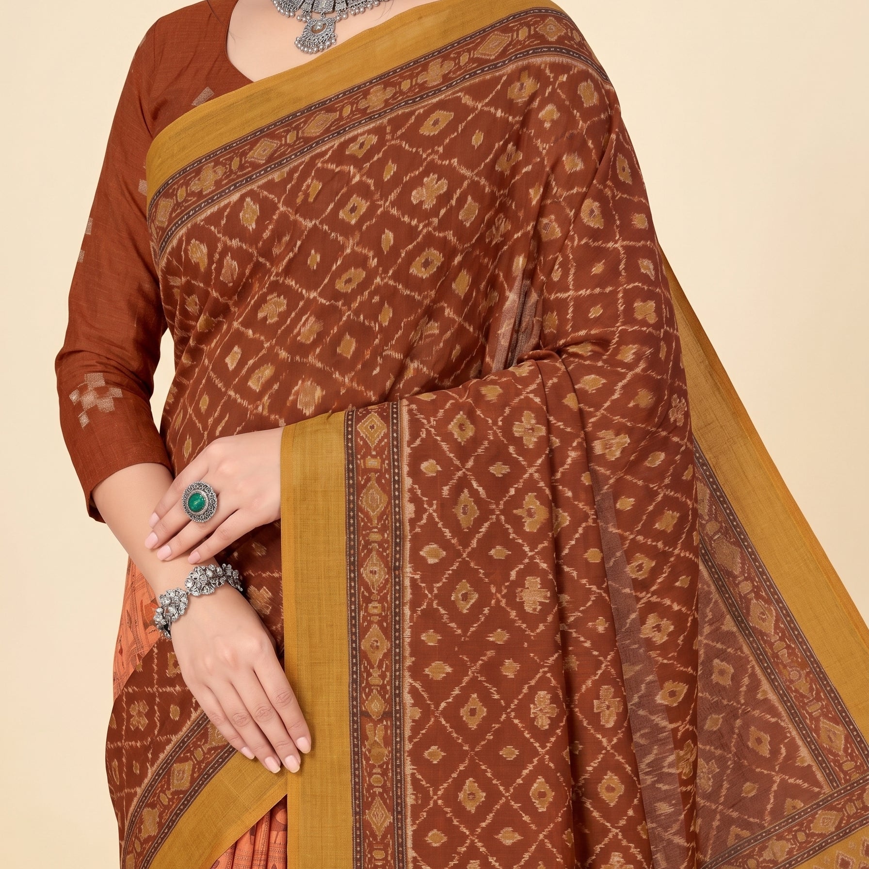 Pallu close-up