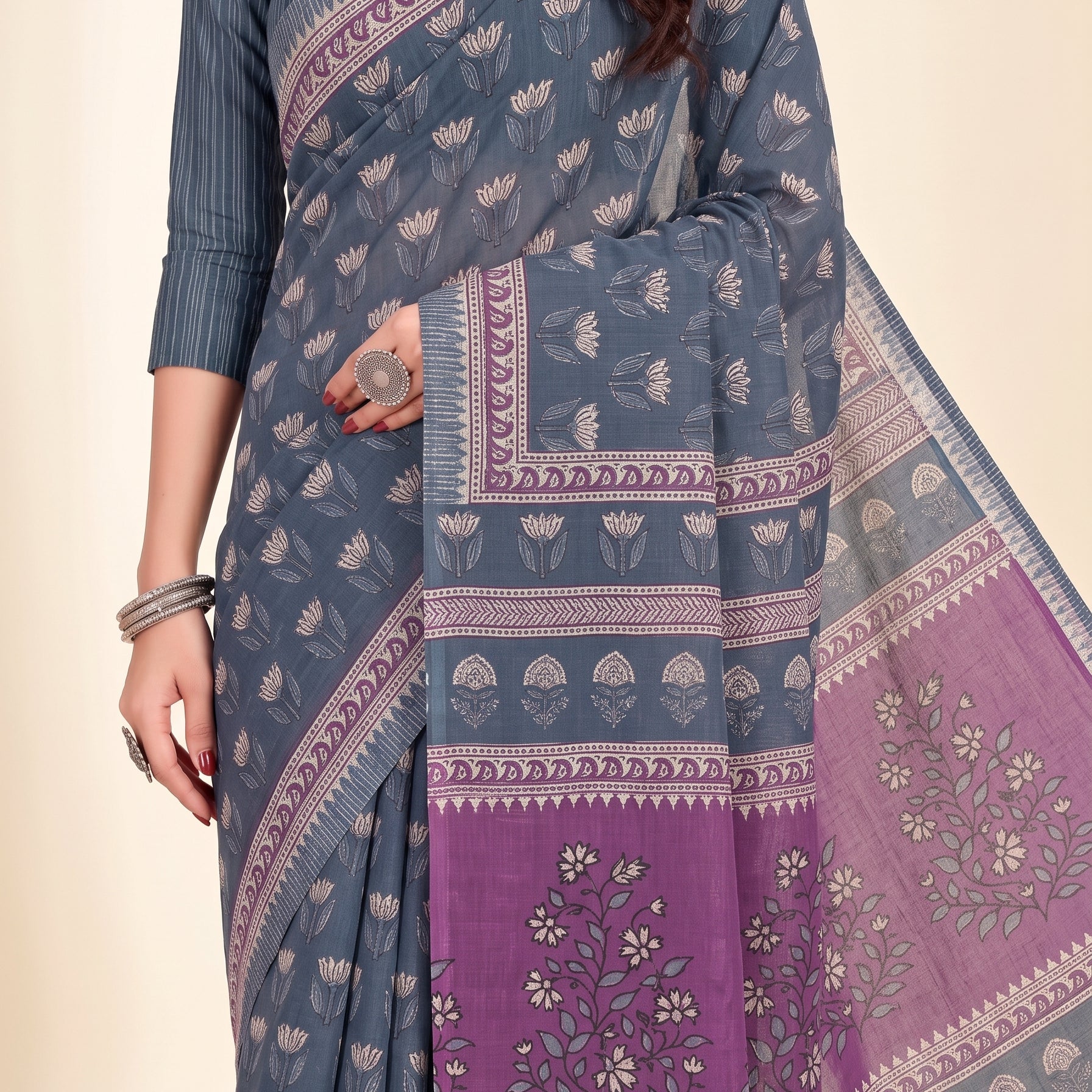 Shared pallu close-up [sku:KN-66495]