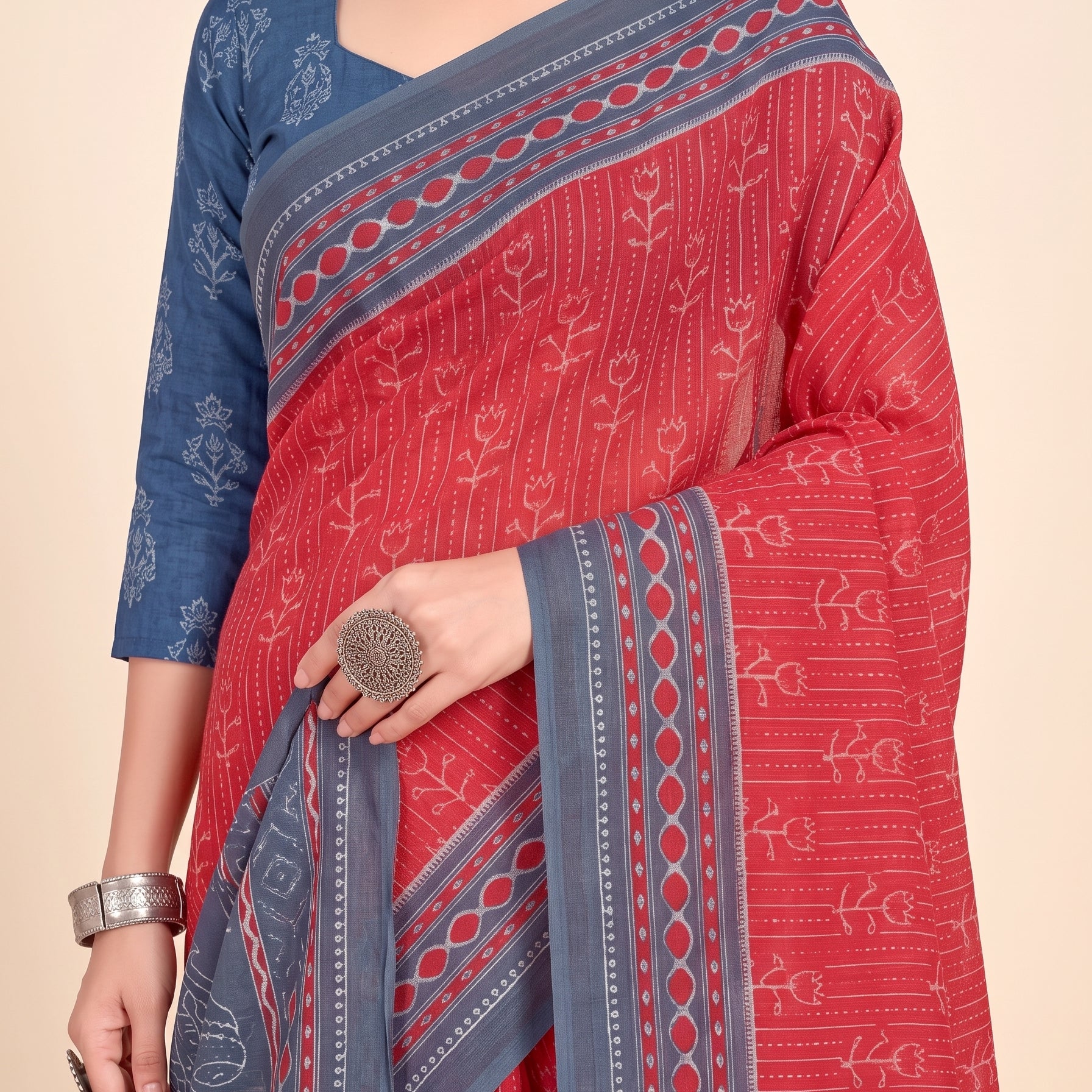 Shared pallu close-up [sku:KN-67473]