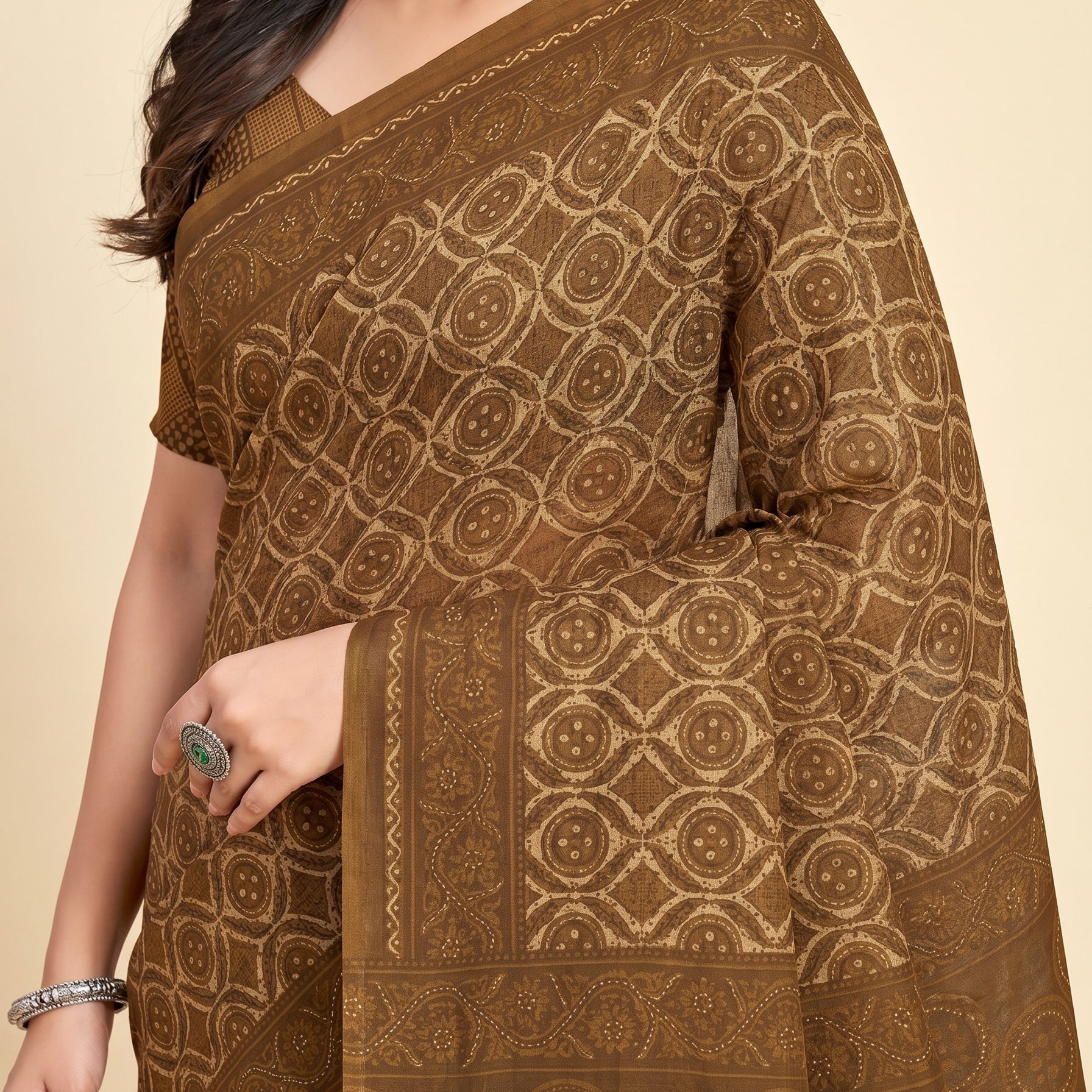 Pallu close-up [sku:KN-67786]