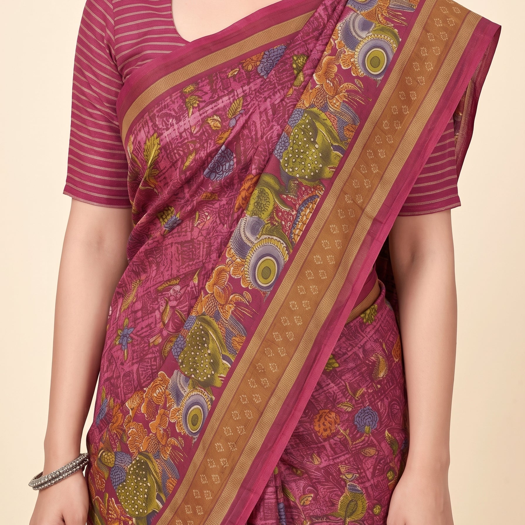 Shared pallu close-up [sku:KN-63993]