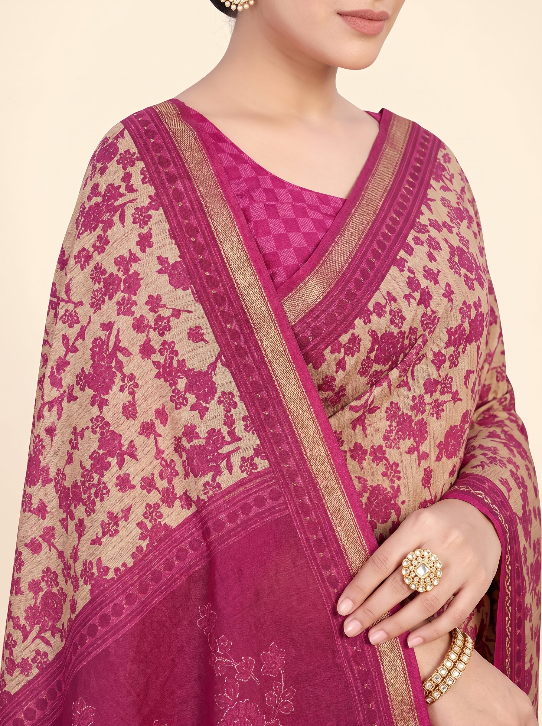 Shared pallu close-up [sku:KN-57986]
