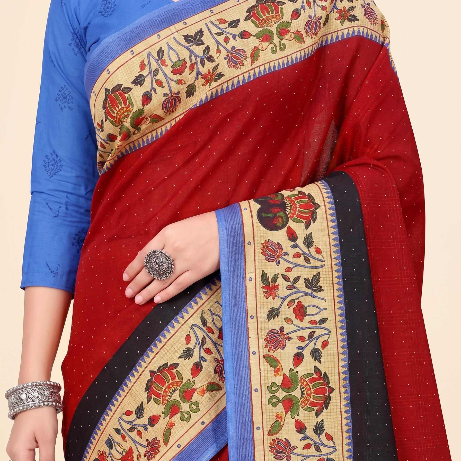 Shared pallu close-up [sku:KN-59273]