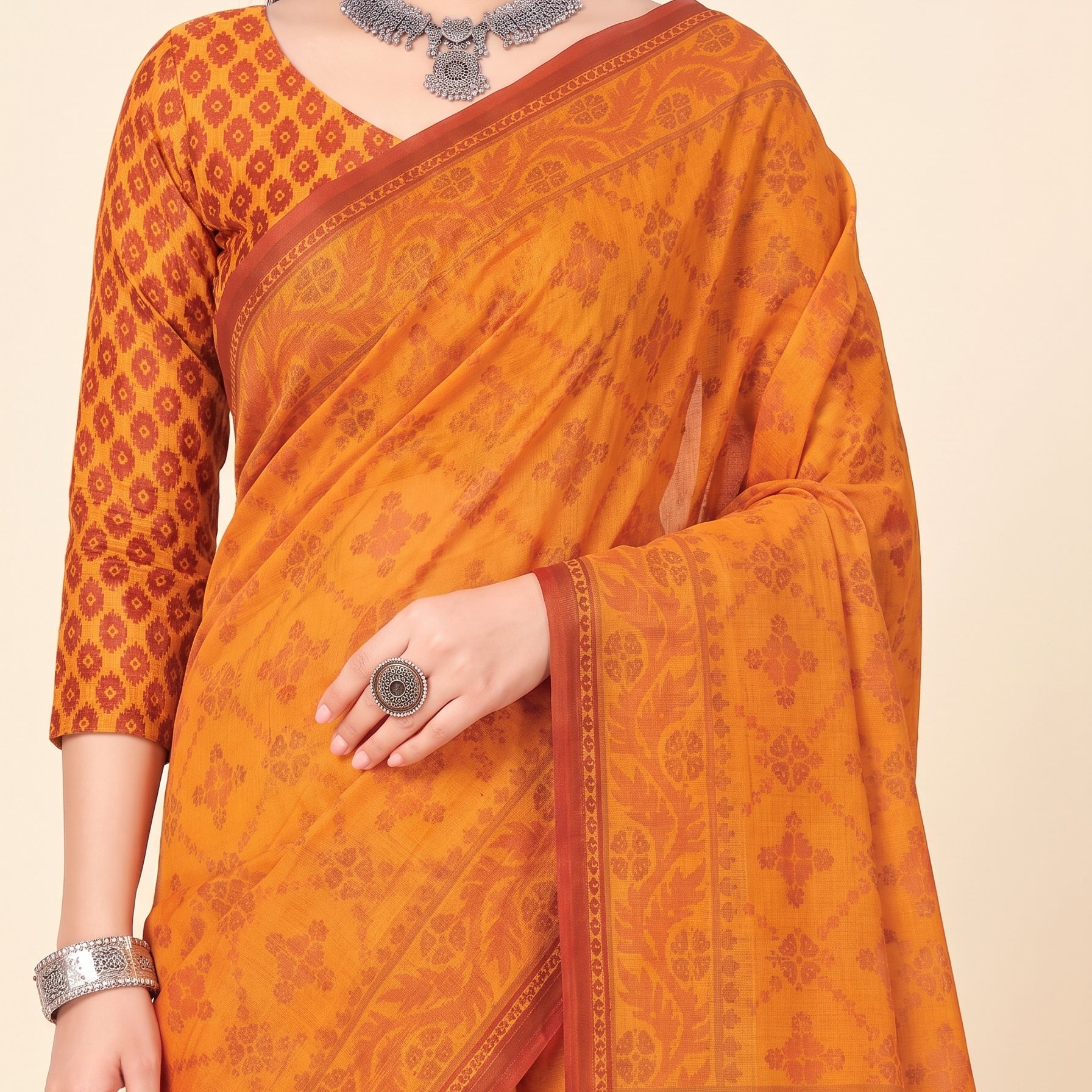 Pallu close-up [sku:KN-68082]