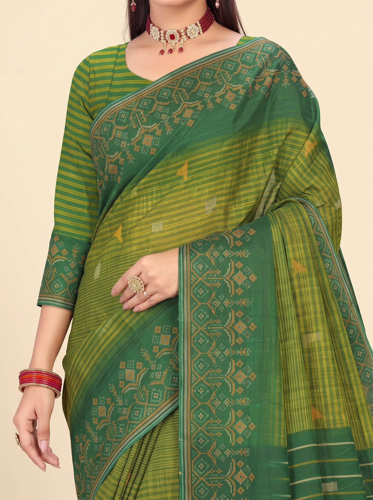 Pallu close-up [sku:JA-9680]