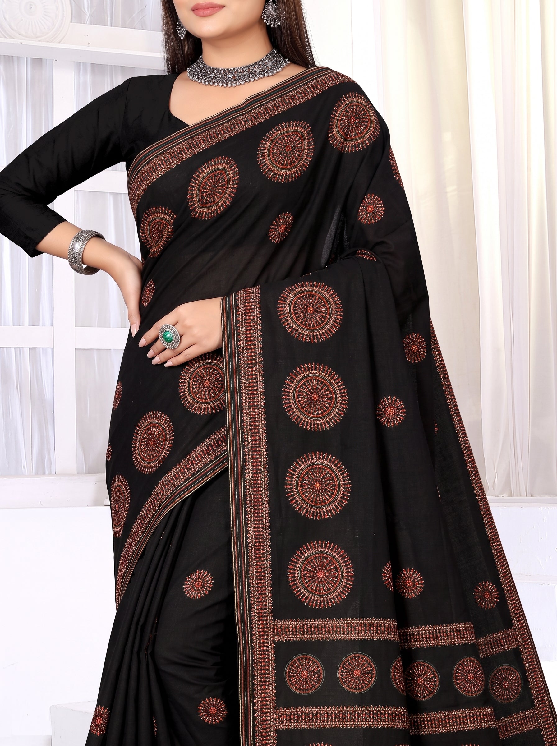 Pallu close-up [sku:KN-50774]