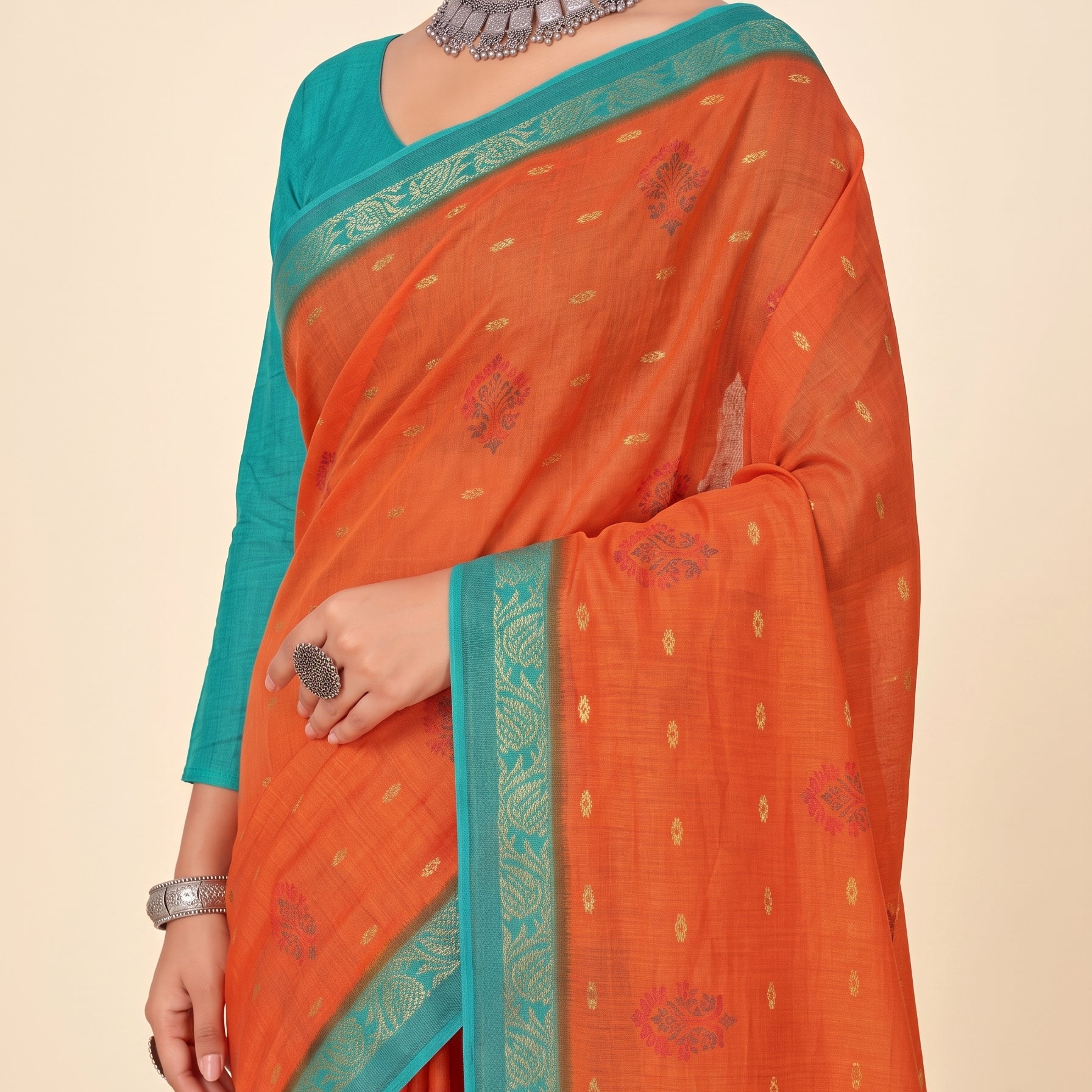 Shared pallu close-up [sku:KN-50652]