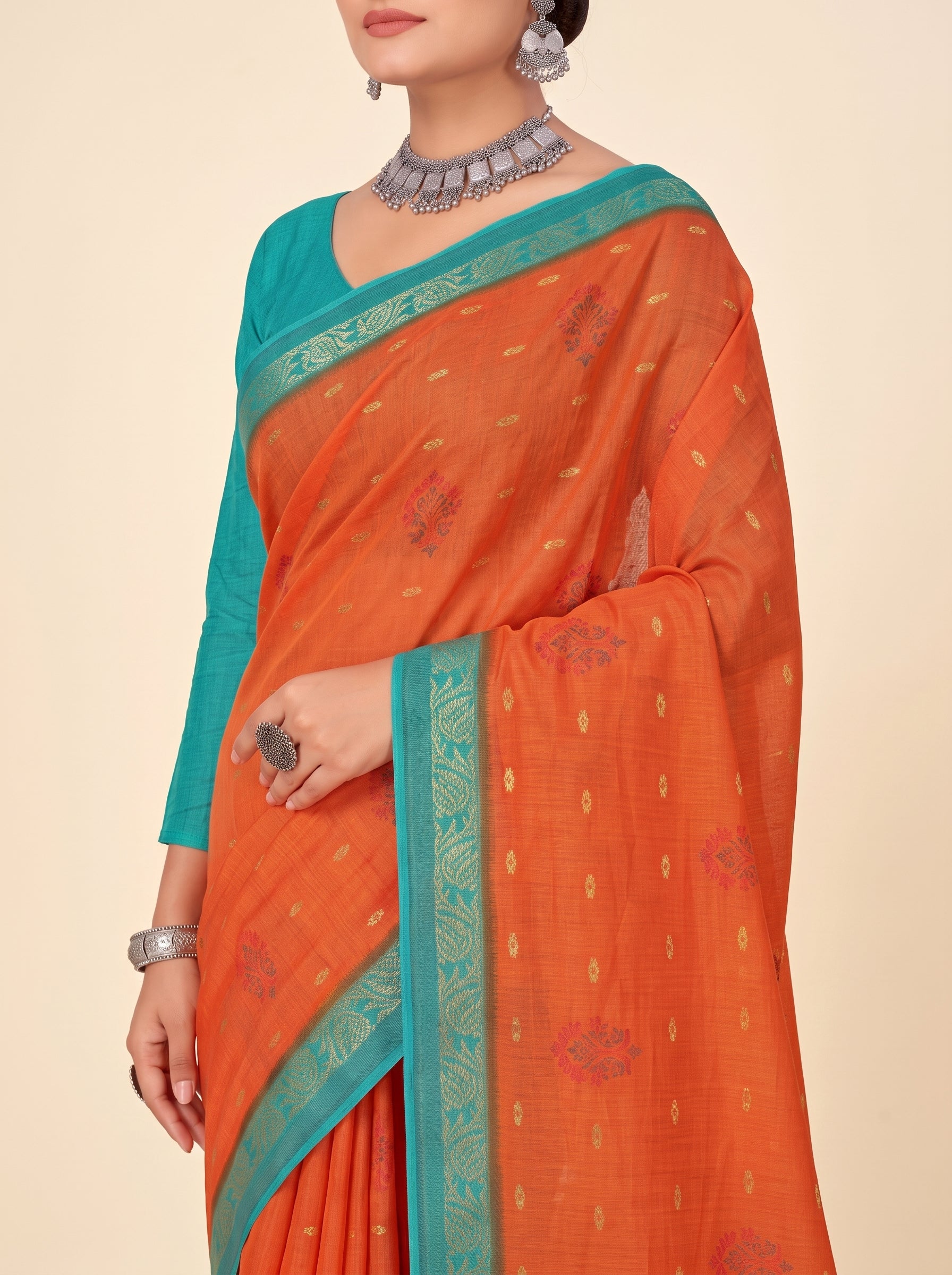 Shared pallu close-up [sku:KN-50652]