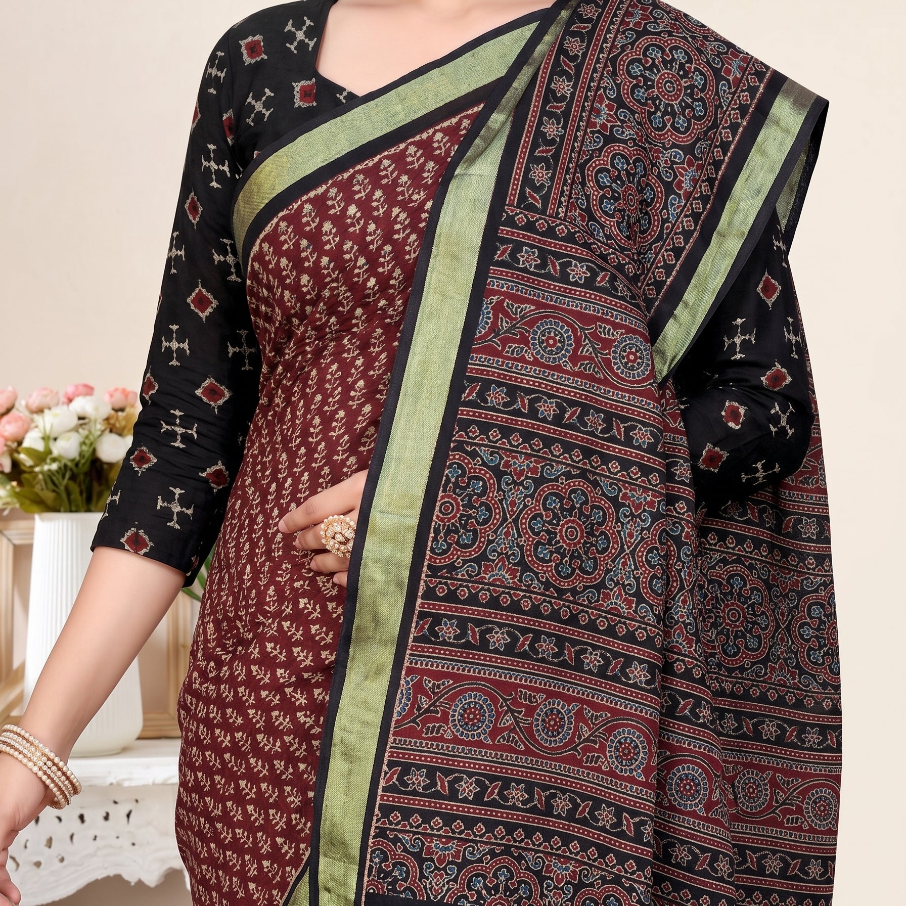 Pallu close-up