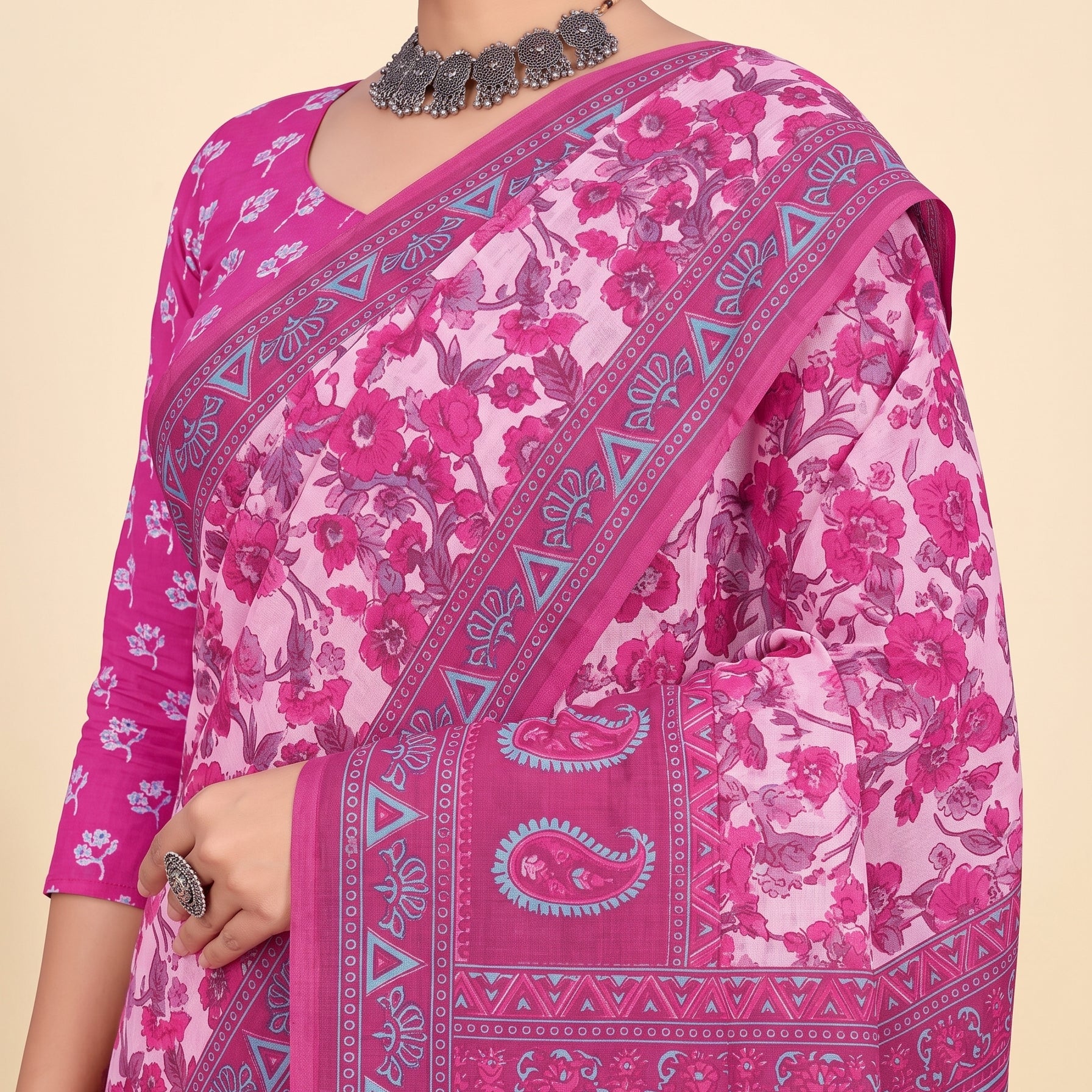 Shared pallu close-up [sku:KN-66609]
