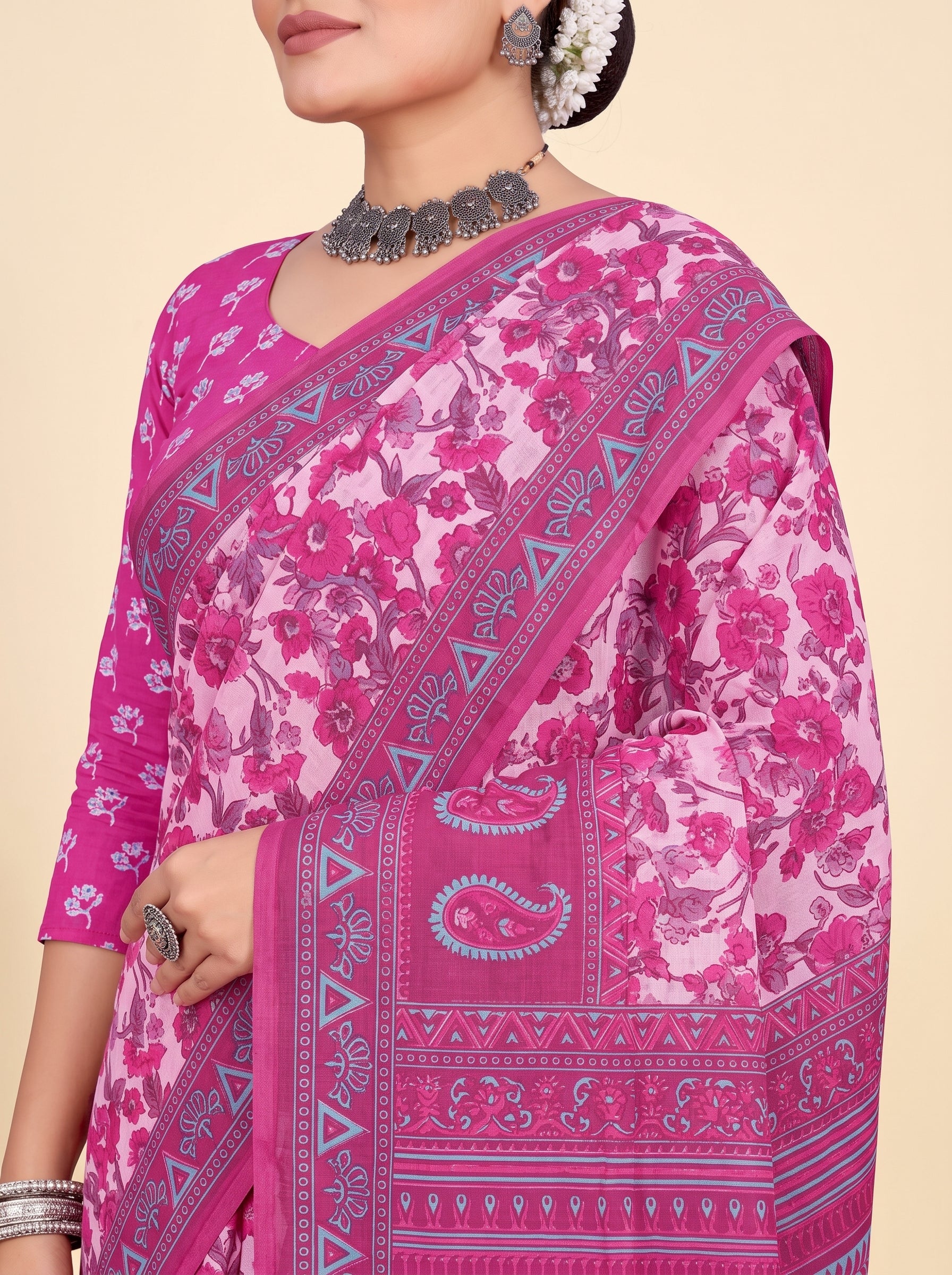 Shared pallu close-up [sku:KN-66609]