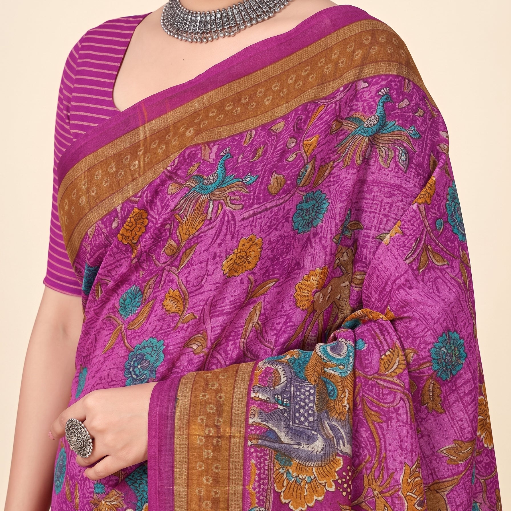 Shared pallu close-up [sku:KN-63990]