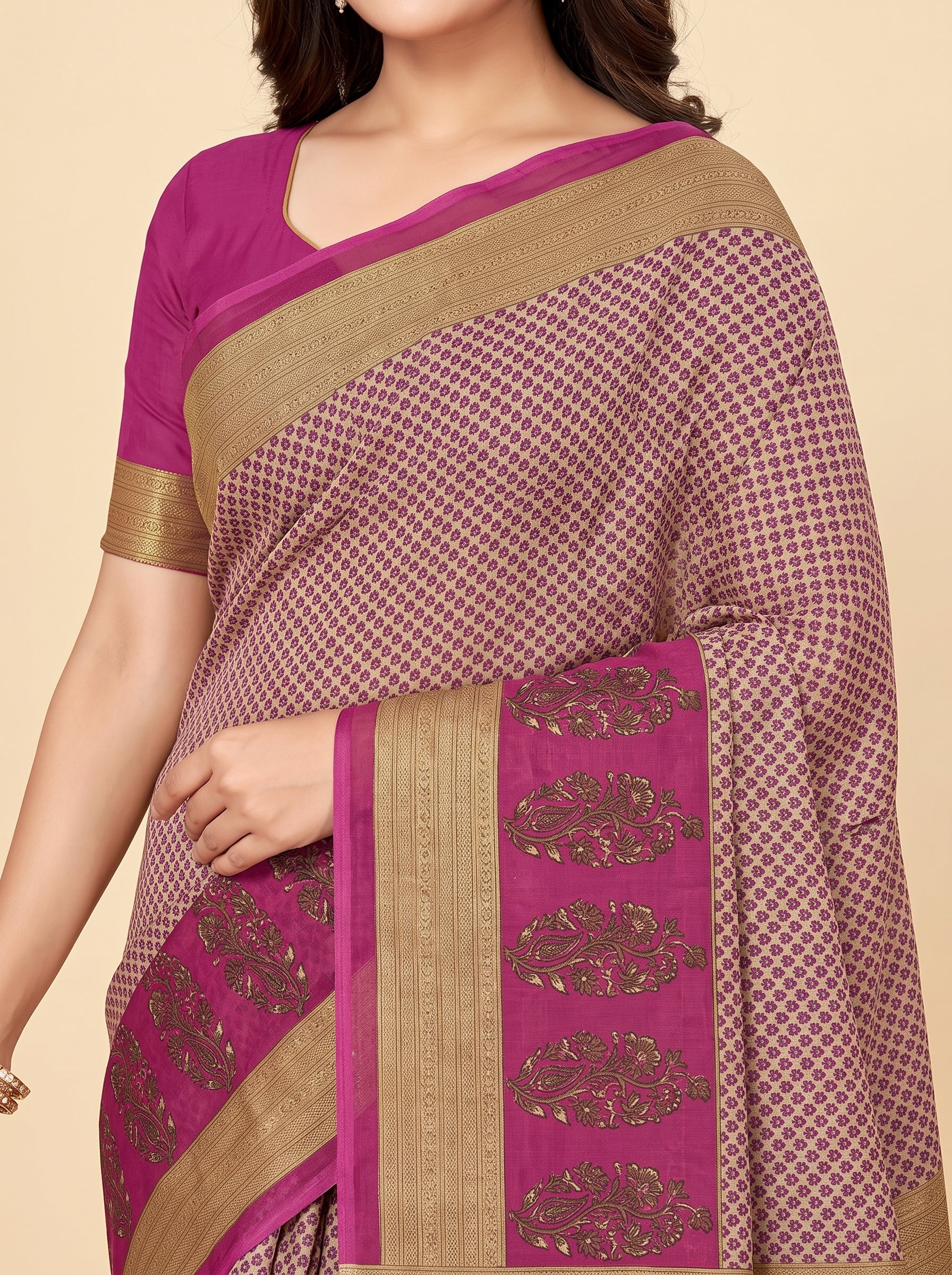 Shared pallu close-up [sku:KN-68765]