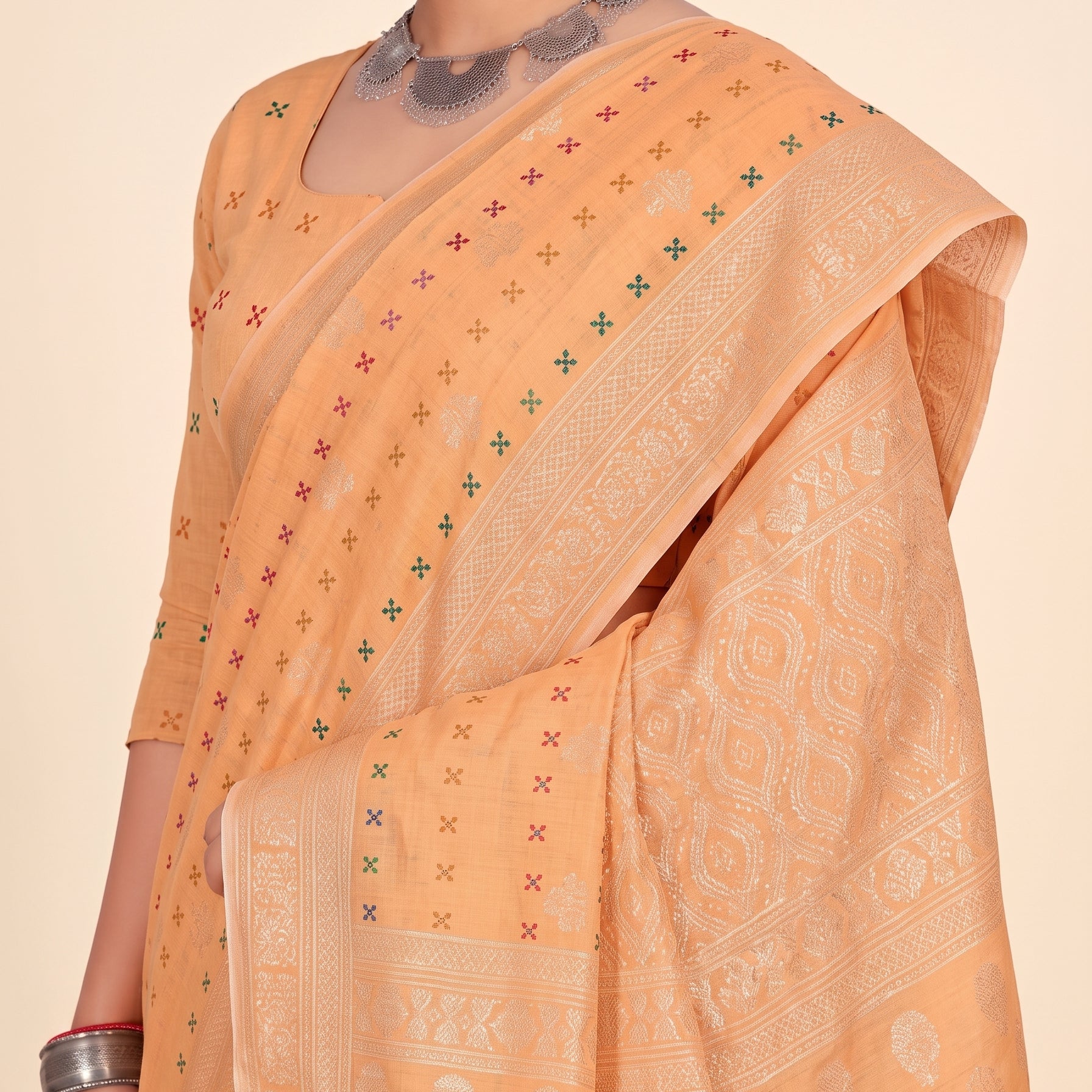 Pallu close-up [sku:KN-65657]