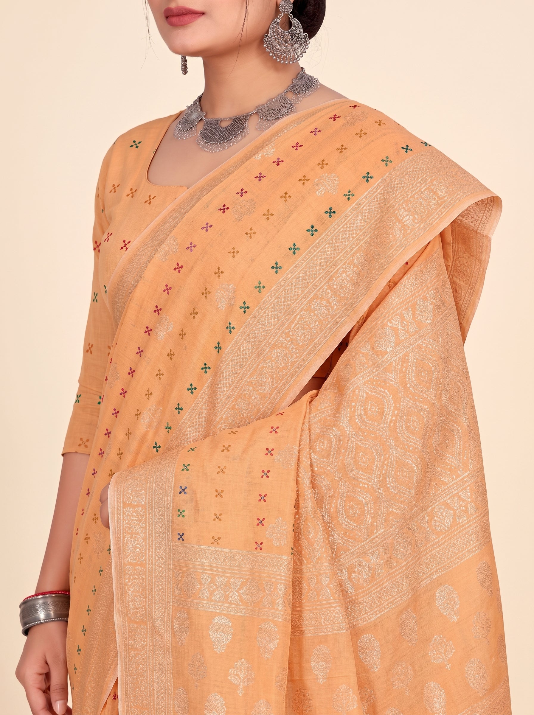 Pallu close-up [sku:KN-65657]