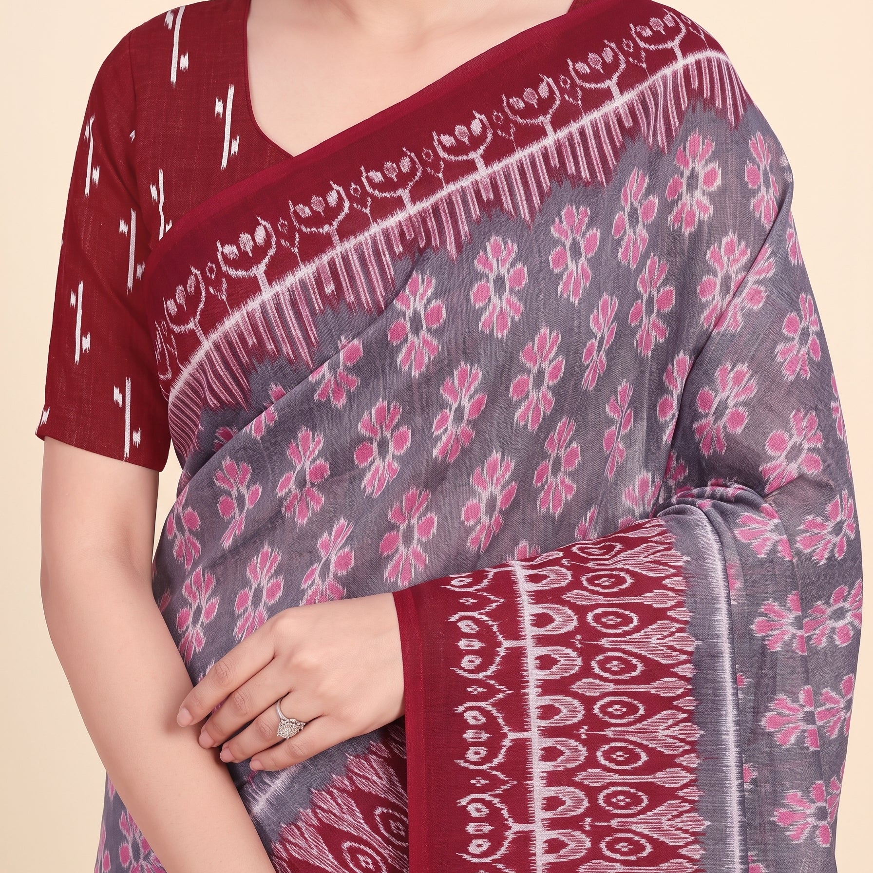 Shared pallu close-up [sku:KN-69406]