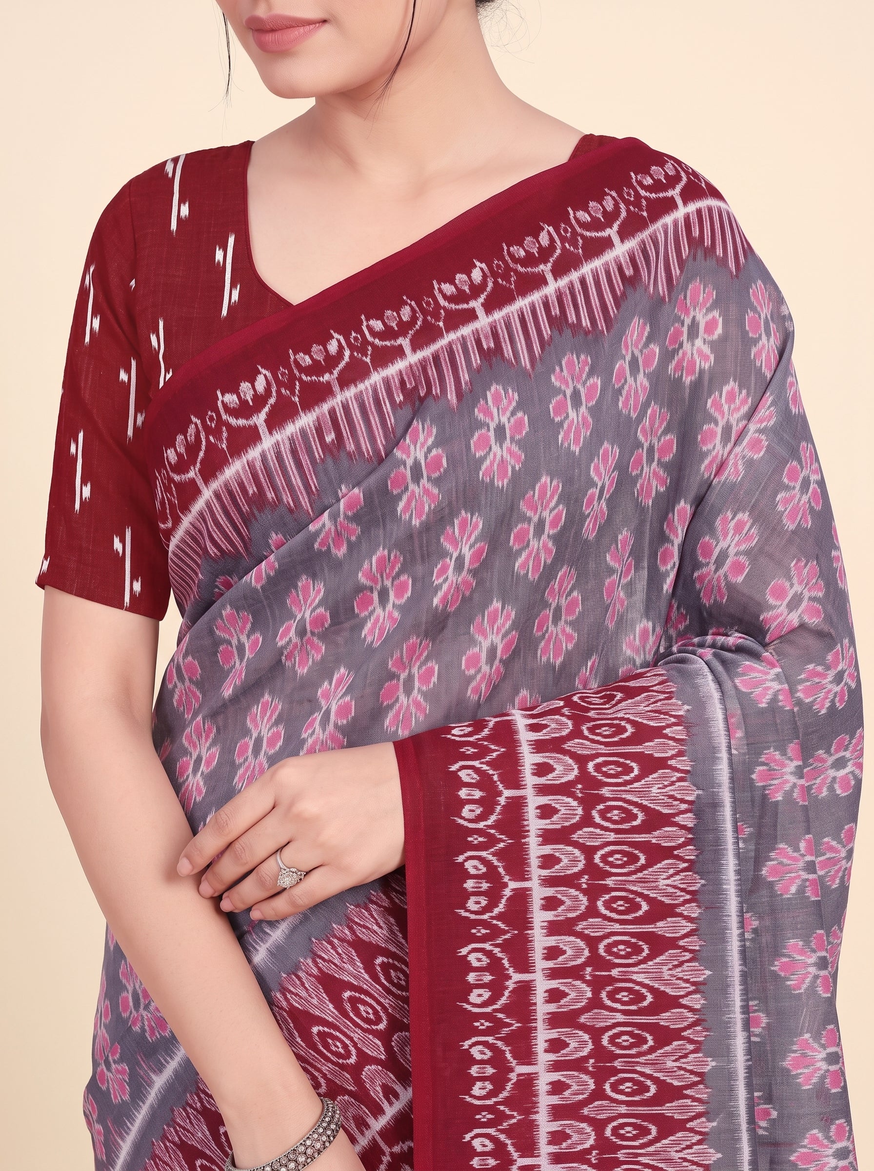 Shared pallu close-up [sku:KN-69406]