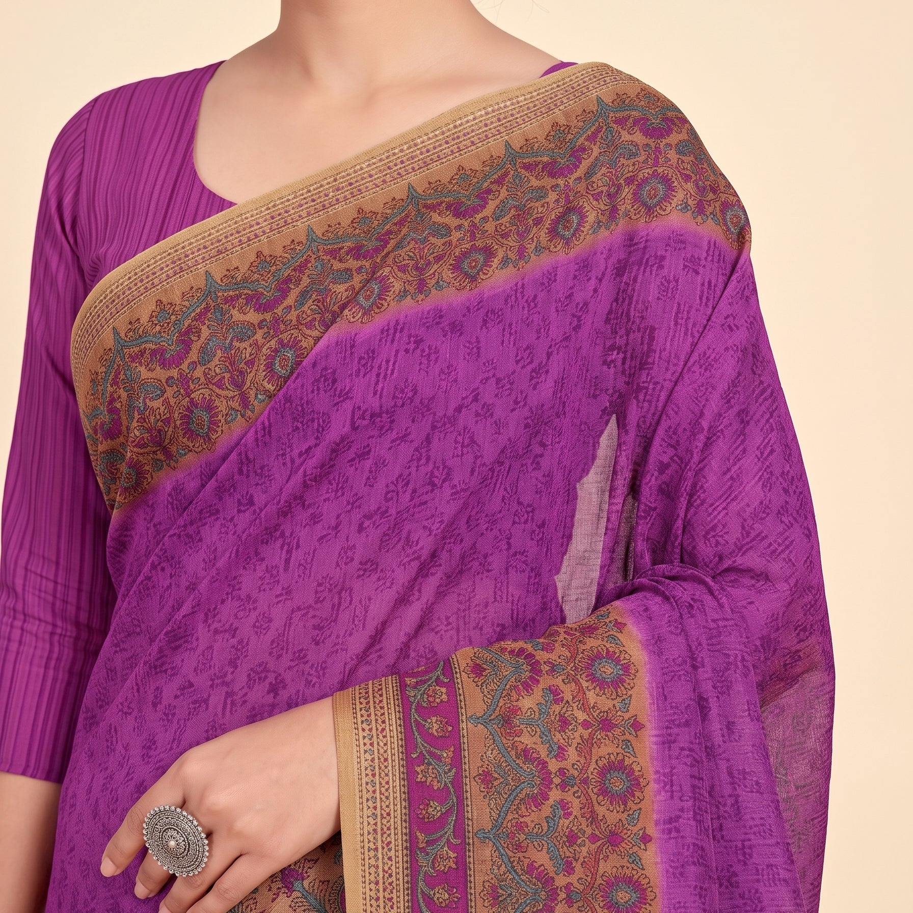 Shared pallu close-up [sku:KN-69179]