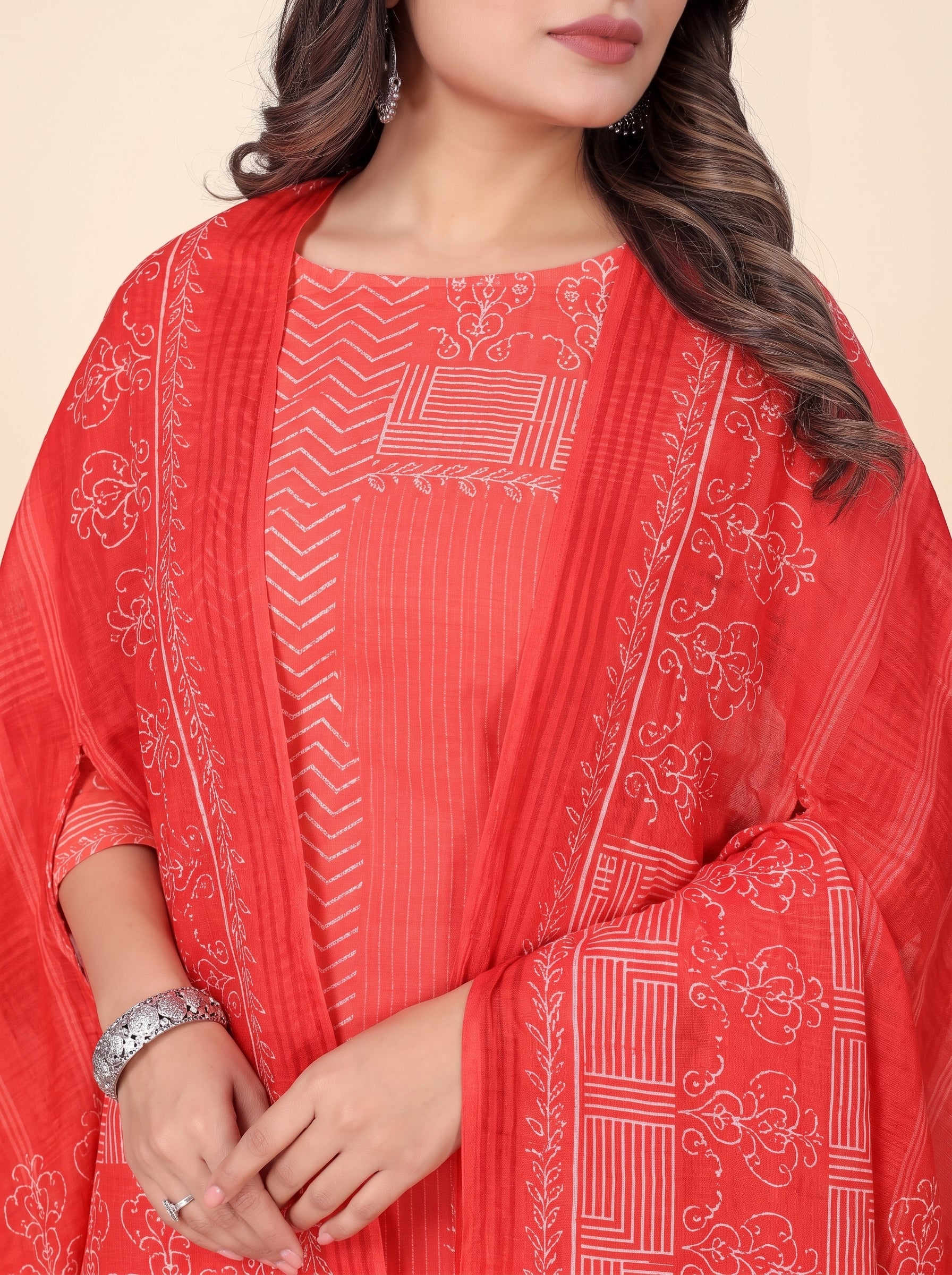 Pallu close-up [sku:KN-62671]
