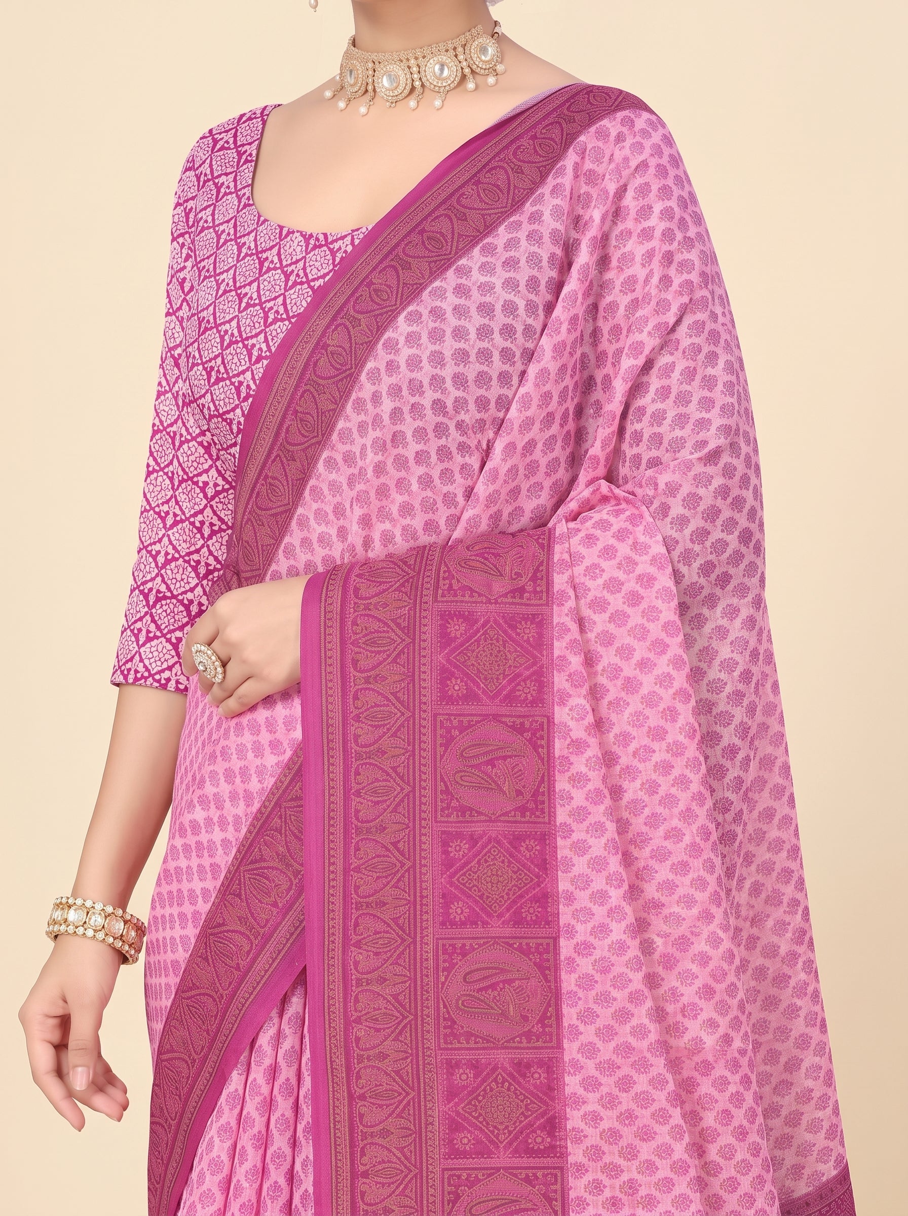 Shared pallu close-up [sku:KN-67092]
