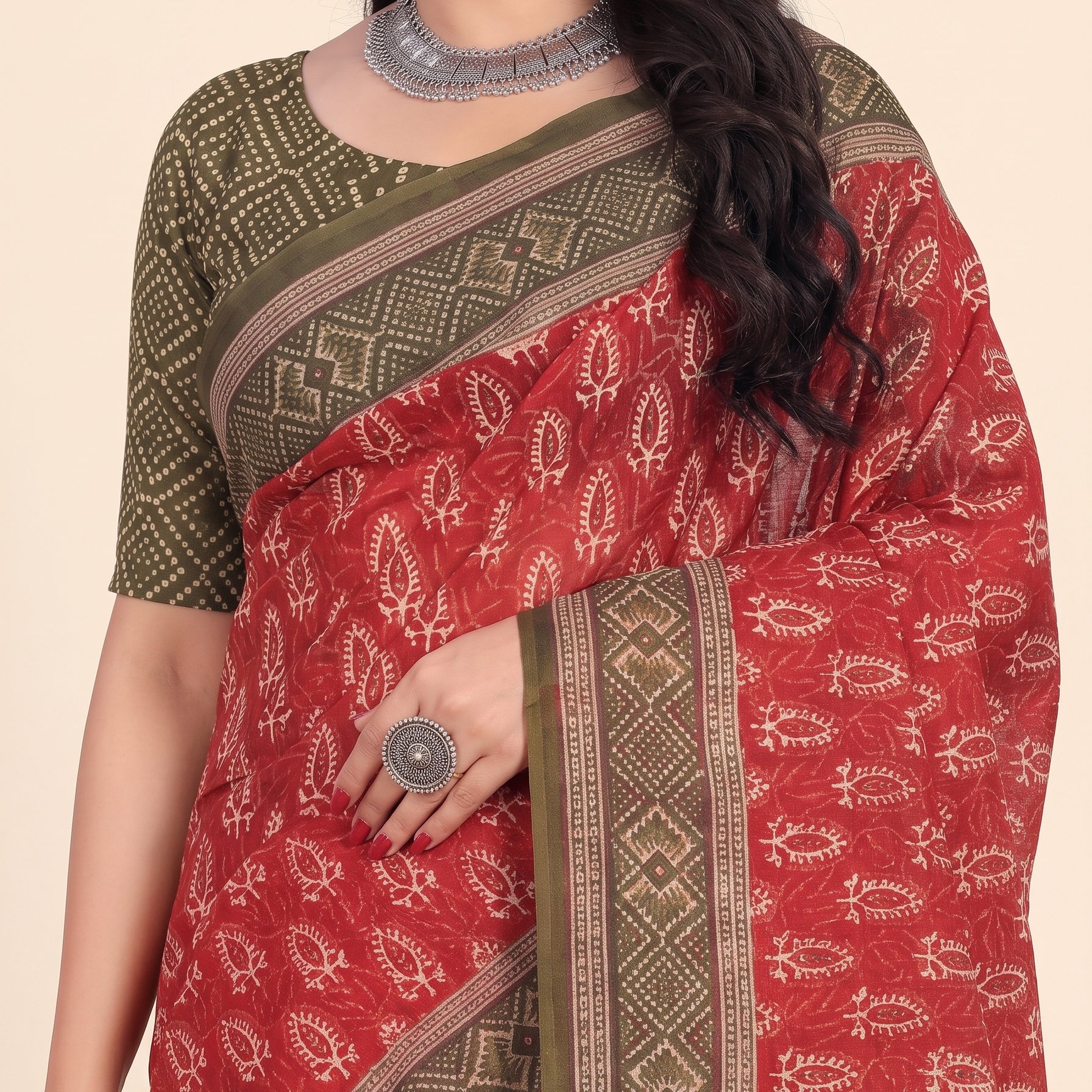 Shared pallu close-up [sku:KN-68881]